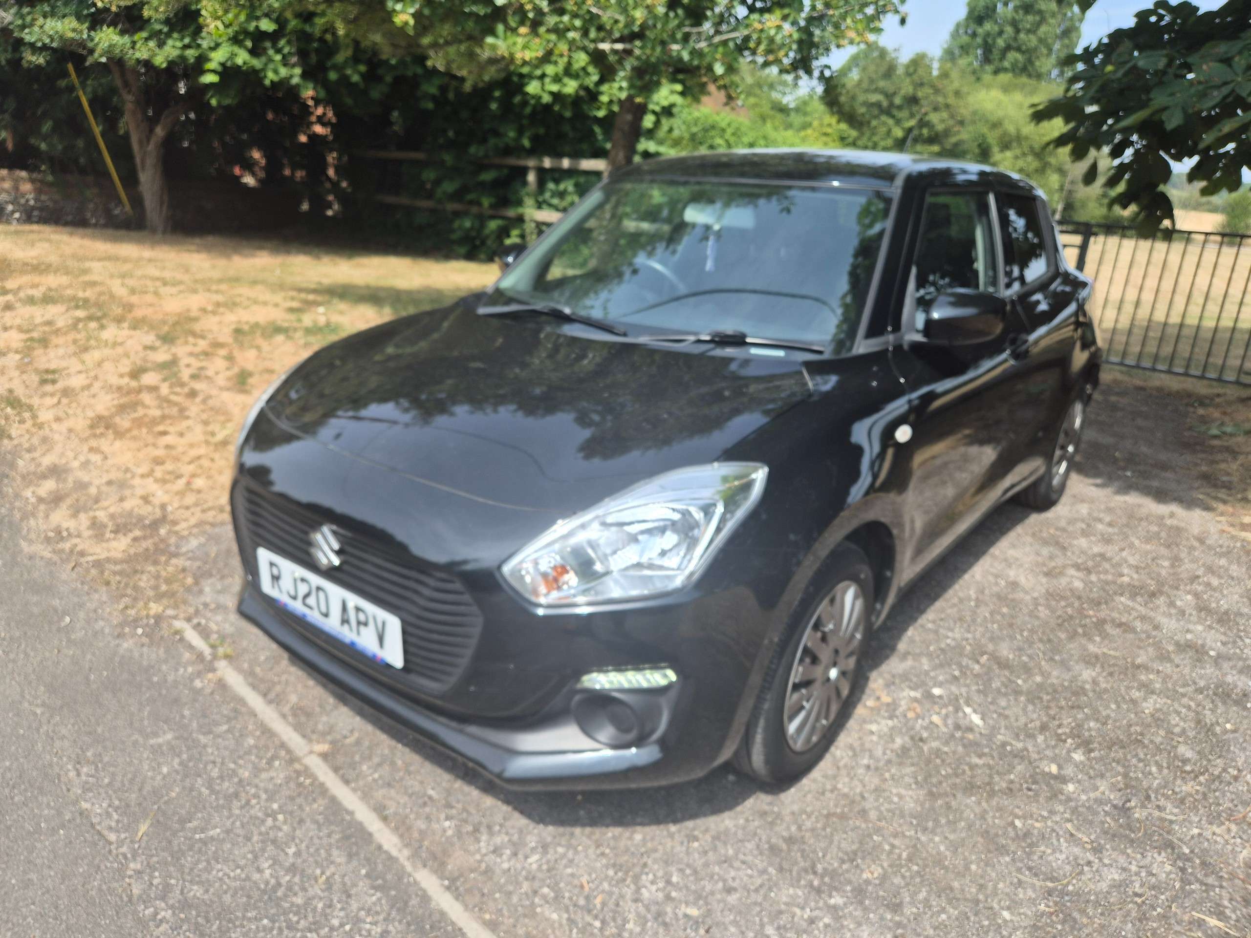 A 2020 SUZUKI SWIFT 1.2 Dualjet MHEV SZ3 Hatchback 5dr Petrol Hybrid Manual Euro 6 (s/s) (90 ps) A 2020 SUZUKI SWIFT 1.2 Dualjet MHEV SZ3 Hatchback 5dr Petrol Hybrid Manual Euro 6 (s/s) (90 ps)
