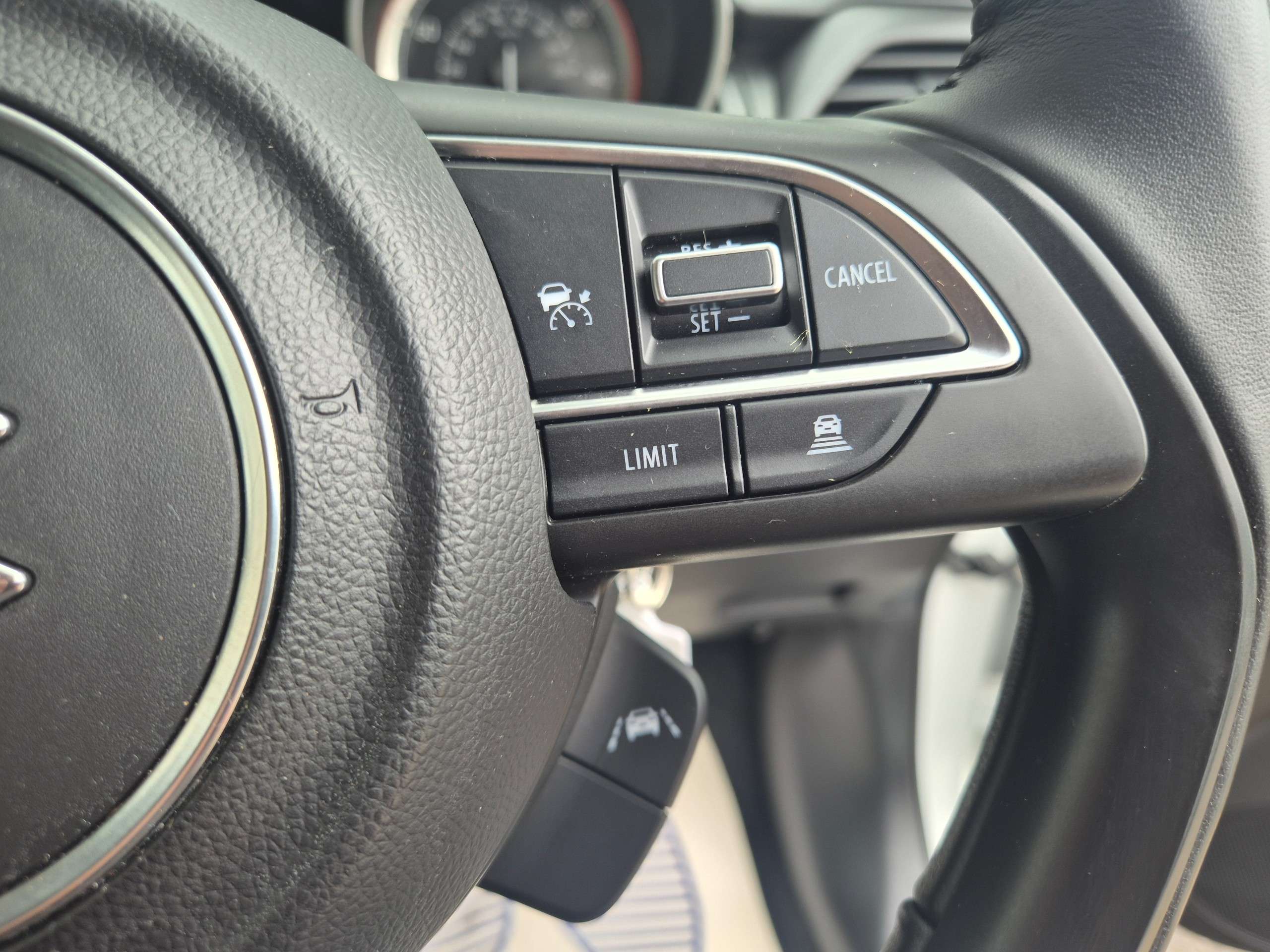 2023 SUZUKI SWIFT 2023 SUZUKI SWIFT