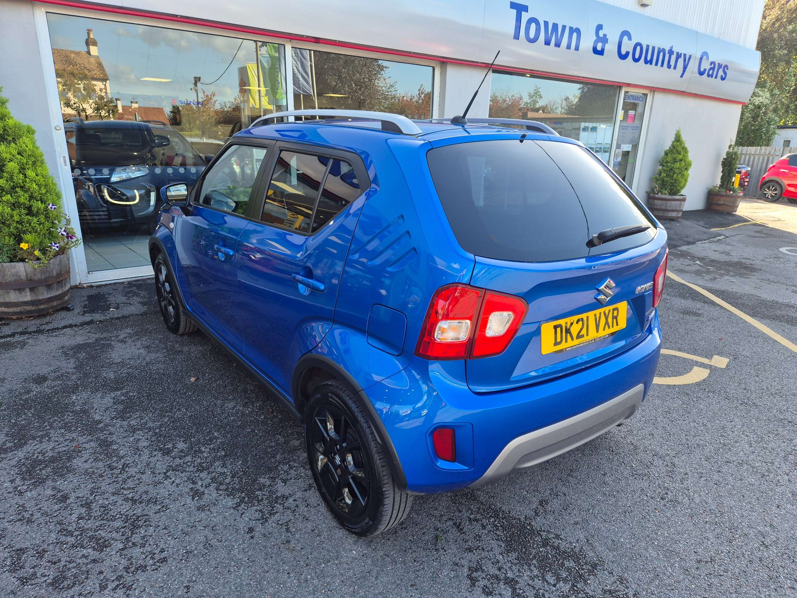 A 2021 SUZUKI IGNIS 1.2 Dualjet MHEV SZ-T Hatchback 5dr Petrol Hybrid CVT Euro 6 (s/s) (83 ps) A 2021 SUZUKI IGNIS 1.2 Dualjet MHEV SZ-T Hatchback 5dr Petrol Hybrid CVT Euro 6 (s/s) (83 ps)