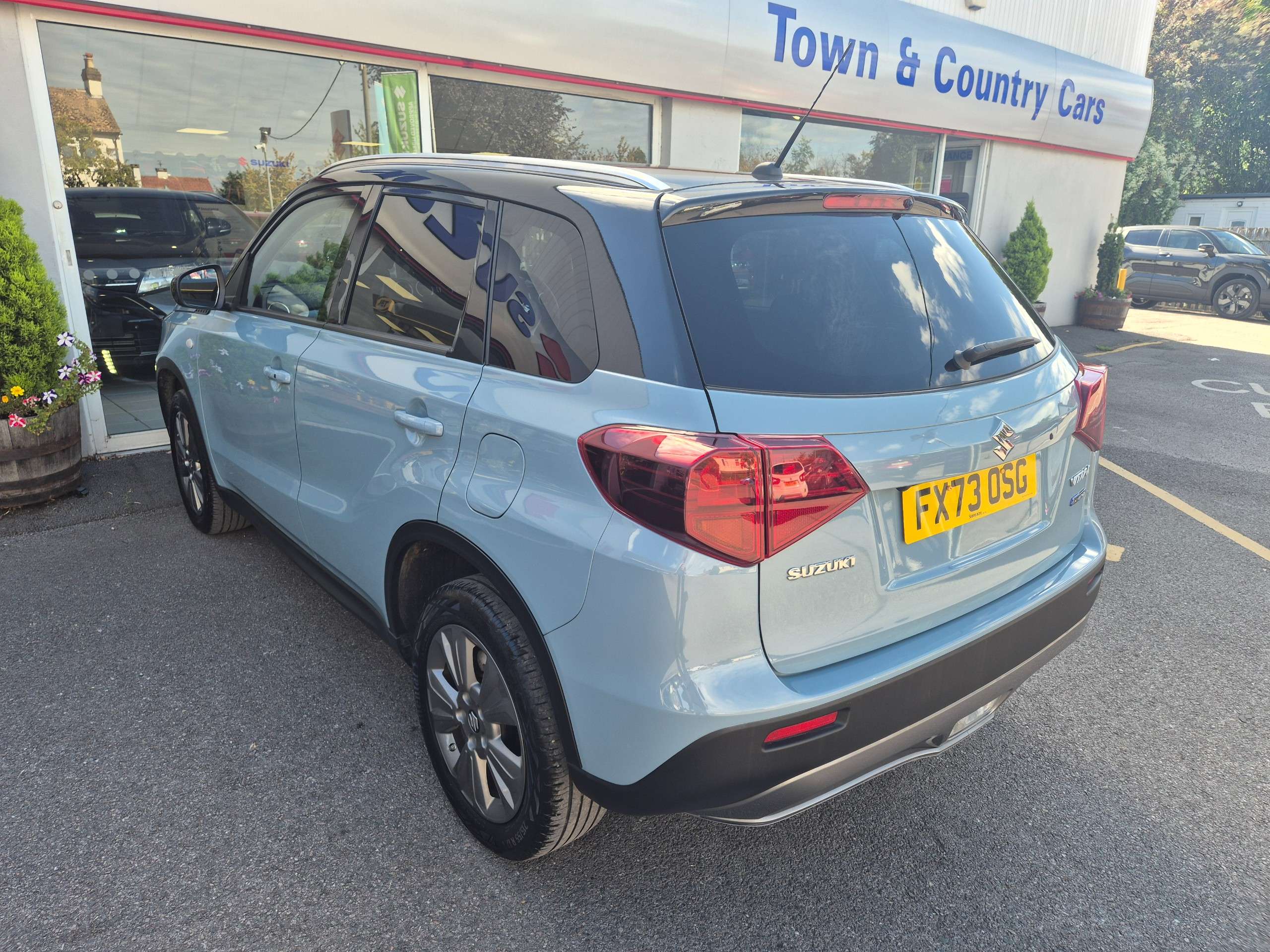 A 2023 SUZUKI VITARA 1.5 SZ-T SUV 5dr Petrol Hybrid AGS Auto Euro 6 (s/s) (115 ps) A 2023 SUZUKI VITARA 1.5 SZ-T SUV 5dr Petrol Hybrid AGS Auto Euro 6 (s/s) (115 ps)