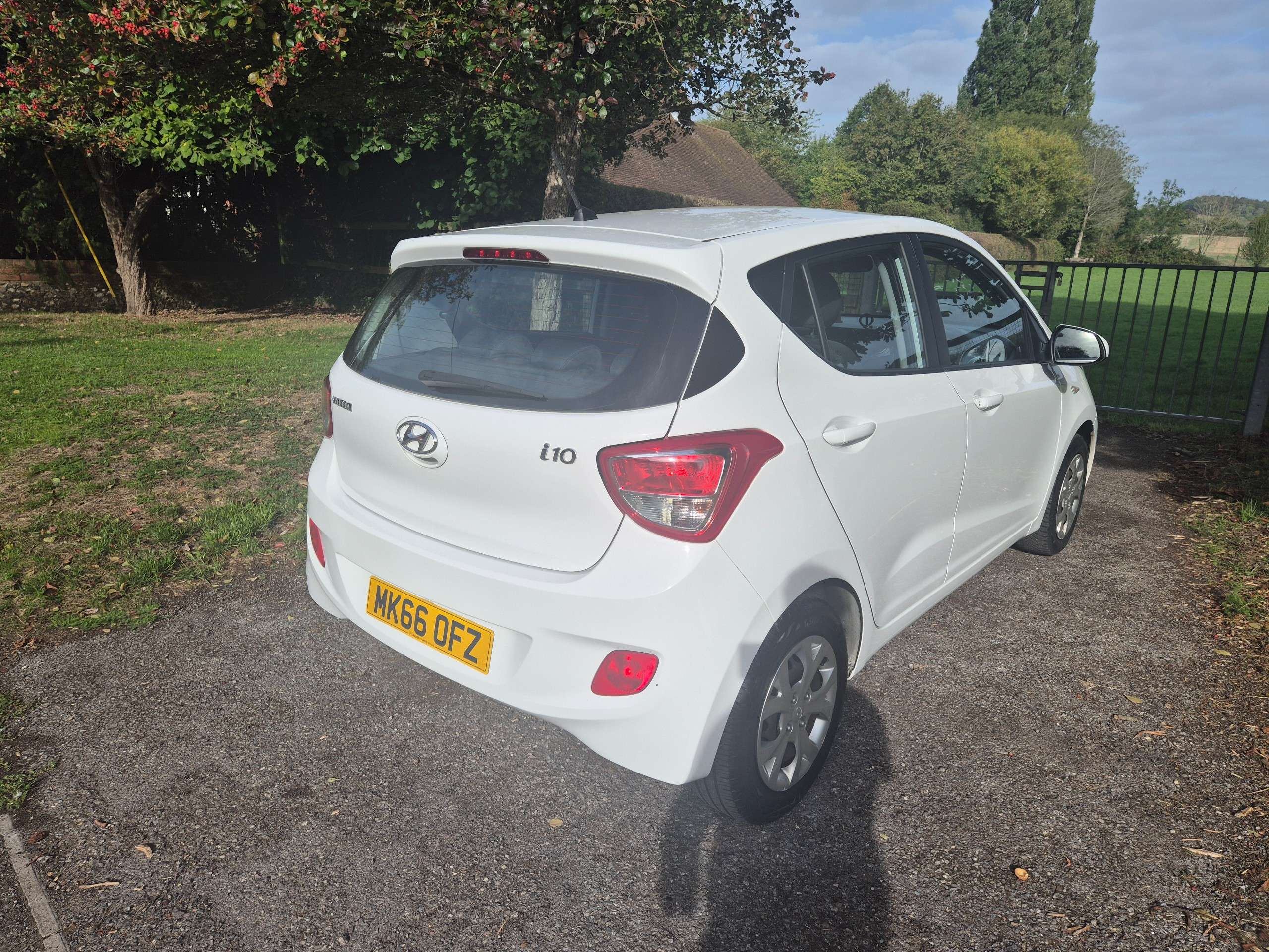 2016 HYUNDAI I10 2016 HYUNDAI I10