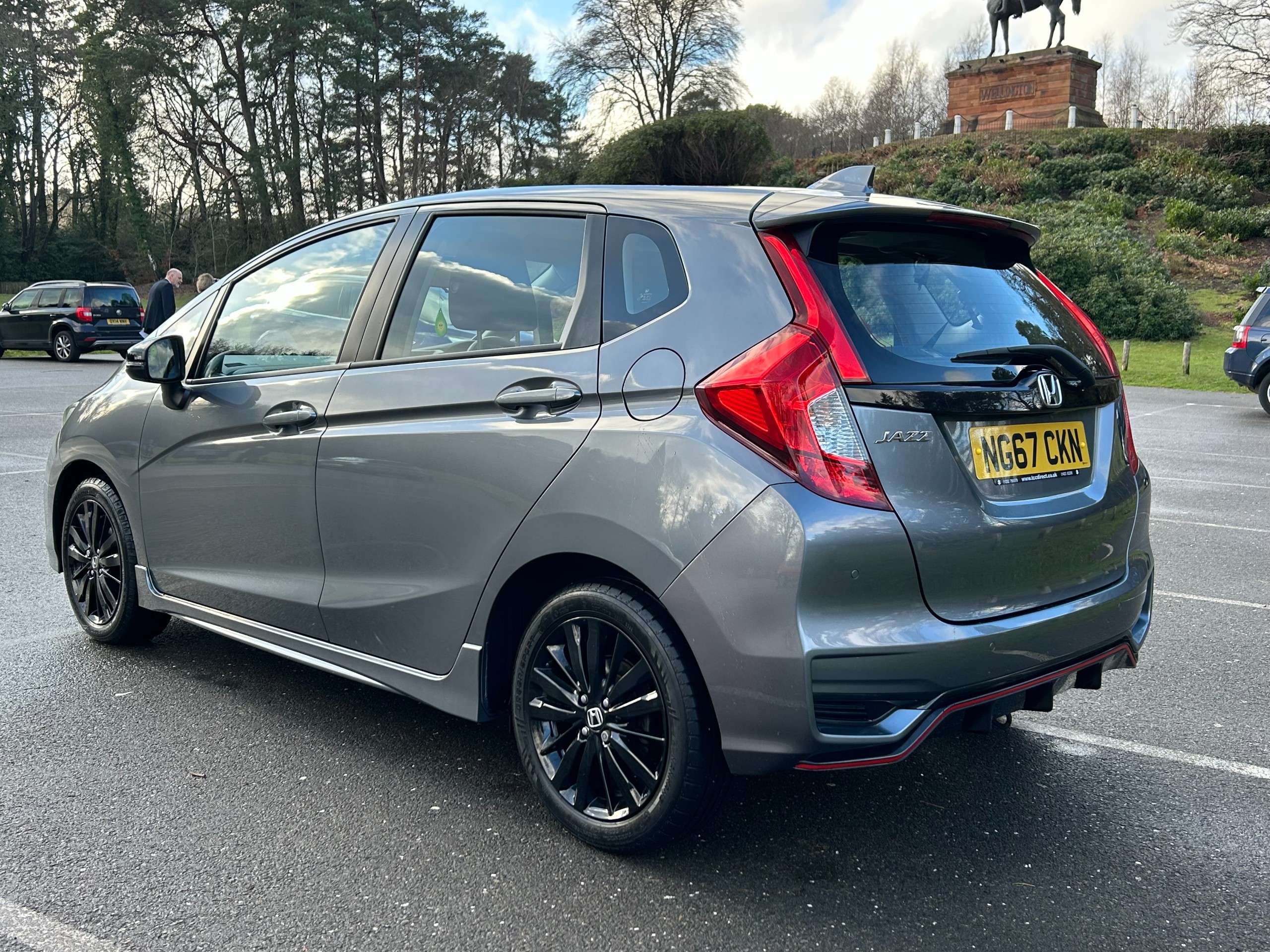 A 2018 HONDA JAZZ 1.5 i-VTEC Sport Navi Hatchback 5dr Petrol CVT Euro 6 (s/s) (130 ps) A 2018 HONDA JAZZ 1.5 i-VTEC Sport Navi Hatchback 5dr Petrol CVT Euro 6 (s/s) (130 ps)