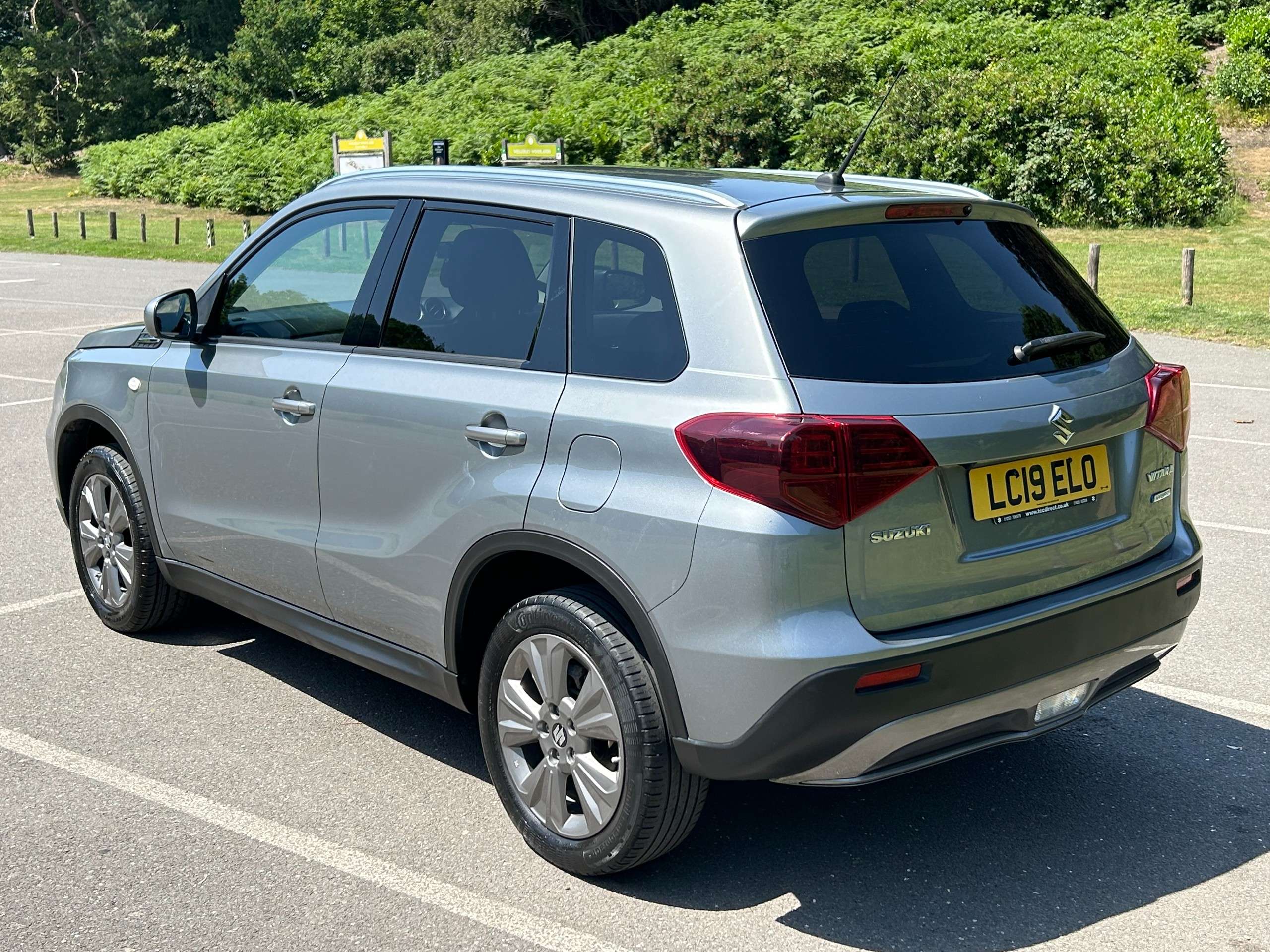 A 2022 SUZUKI VITARA 1.4 Boosterjet MHEV SZ-T SUV 5dr Petrol Hybrid Manual Euro 6 (s/s) (129 ps) A 2022 SUZUKI VITARA 1.4 Boosterjet MHEV SZ-T SUV 5dr Petrol Hybrid Manual Euro 6 (s/s) (129 ps)