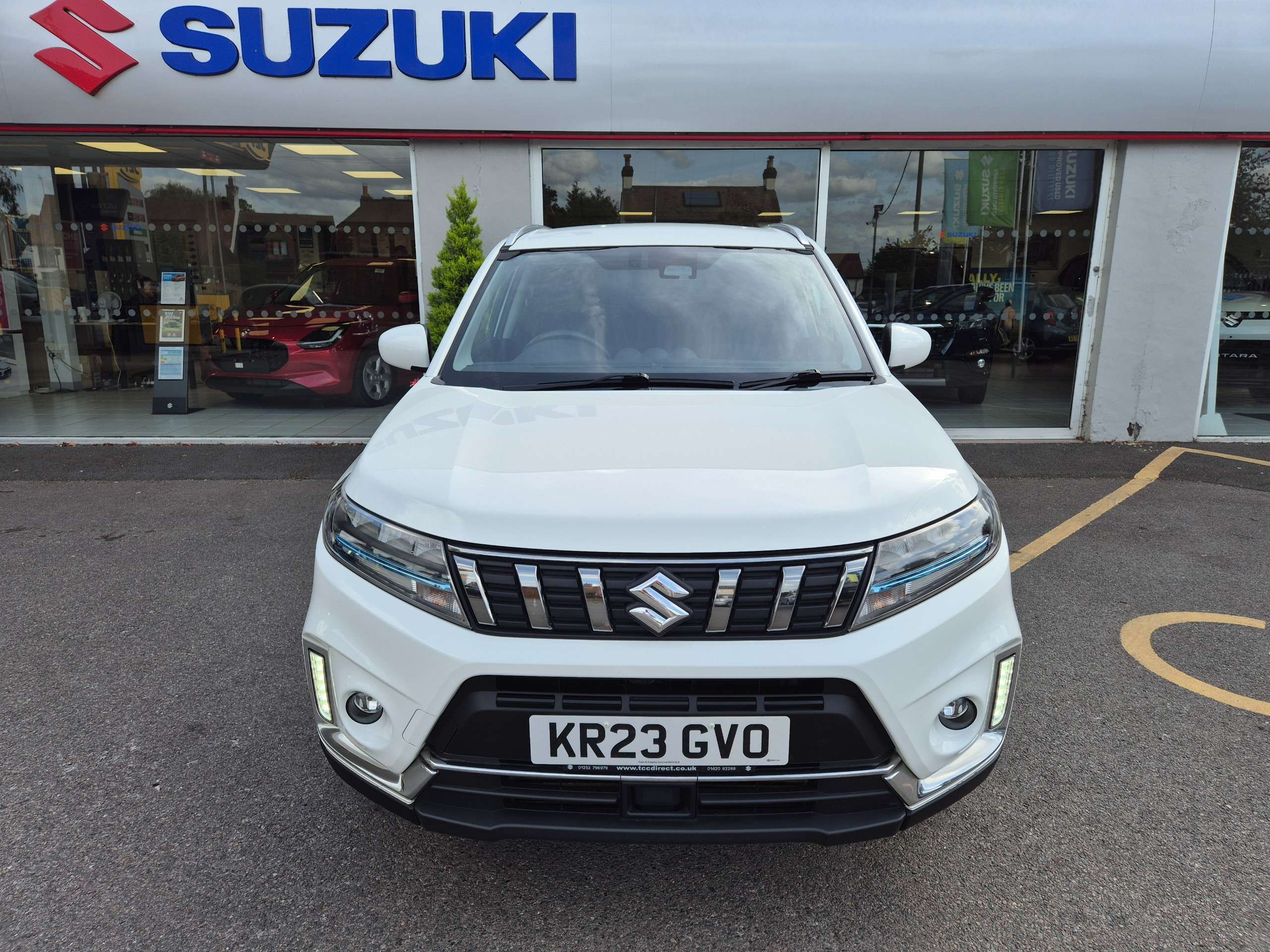 A 2023 SUZUKI VITARA 1.4 Boosterjet MHEV SZ-T SUV 5dr Petrol Hybrid Manual Euro 6 (s/s) (129 ps) A 2023 SUZUKI VITARA 1.4 Boosterjet MHEV SZ-T SUV 5dr Petrol Hybrid Manual Euro 6 (s/s) (129 ps)