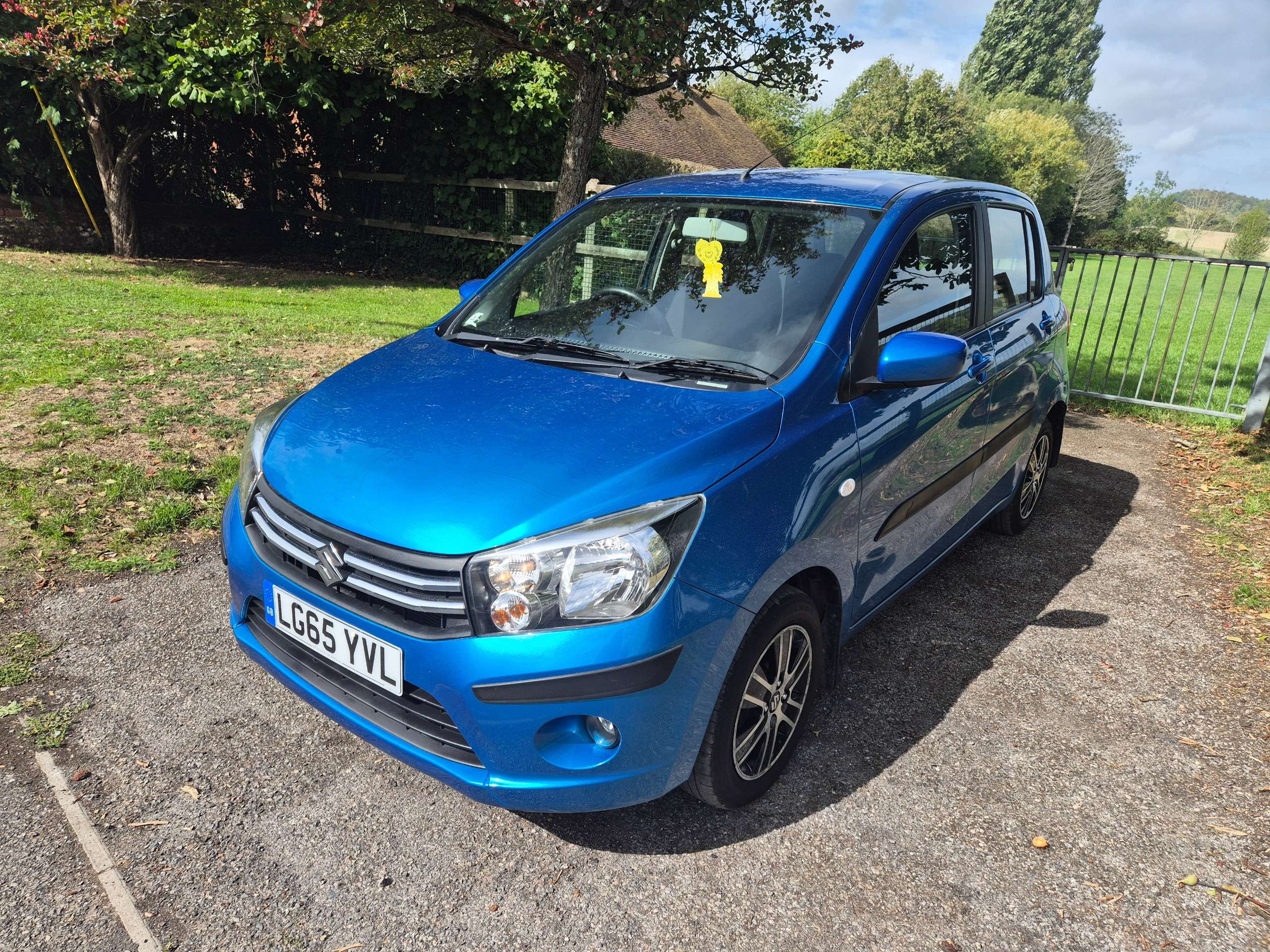 A 2015 SUZUKI CELERIO 1.0 SZ4 Hatchback 5dr Petrol Manual Euro 6 (68 ps) A 2015 SUZUKI CELERIO 1.0 SZ4 Hatchback 5dr Petrol Manual Euro 6 (68 ps)