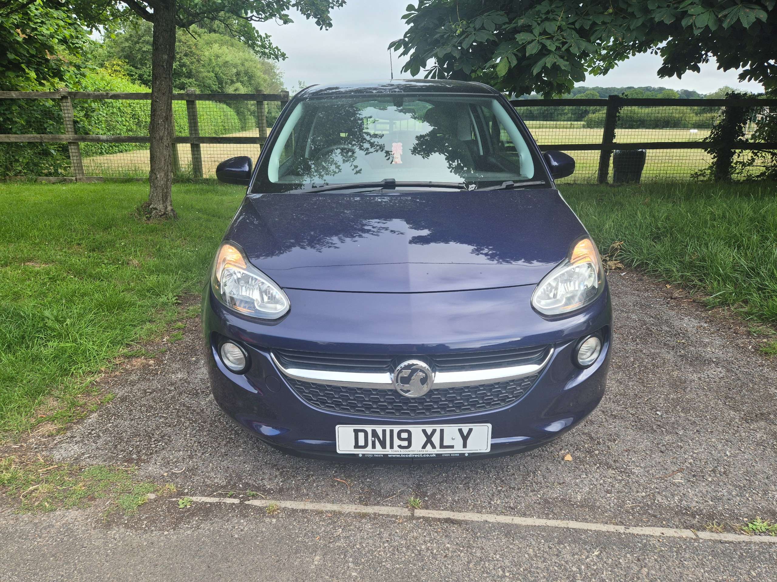 A 2019 VAUXHALL ADAM 1.2i GLAM Hatchback 3dr Petrol Manual Euro 6 (70 ps) A 2019 VAUXHALL ADAM 1.2i GLAM Hatchback 3dr Petrol Manual Euro 6 (70 ps)