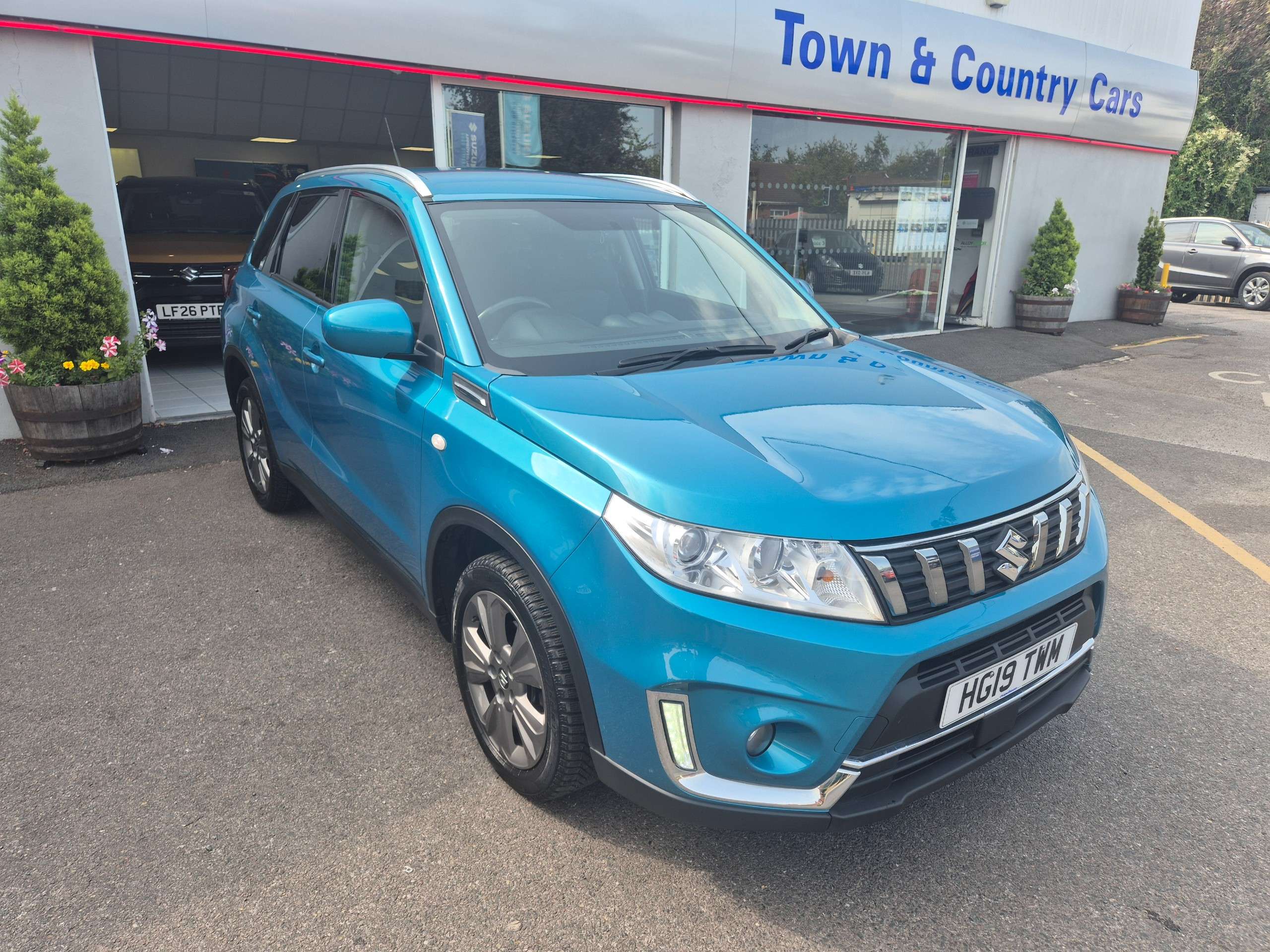 A 2019 SUZUKI VITARA 1.0 Boosterjet SZ-T SUV 5dr Petrol Auto Euro 6 (s/s) (111 ps) A 2019 SUZUKI VITARA 1.0 Boosterjet SZ-T SUV 5dr Petrol Auto Euro 6 (s/s) (111 ps)