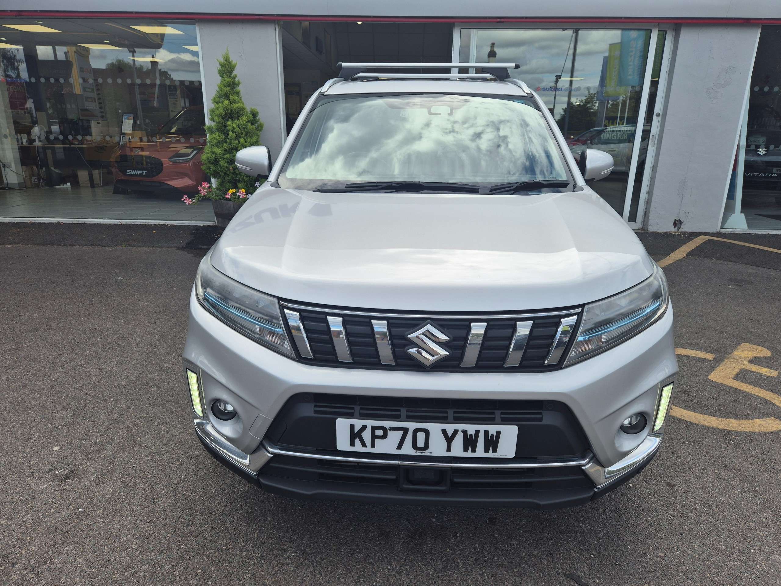 A 2020 SUZUKI VITARA 1.4 Boosterjet MHEV SZ5 SUV 5dr Petrol Hybrid Manual ALLGRIP Euro 6 (s/s) (129 ps) A 2020 SUZUKI VITARA 1.4 Boosterjet MHEV SZ5 SUV 5dr Petrol Hybrid Manual ALLGRIP Euro 6 (s/s) (129 ps)