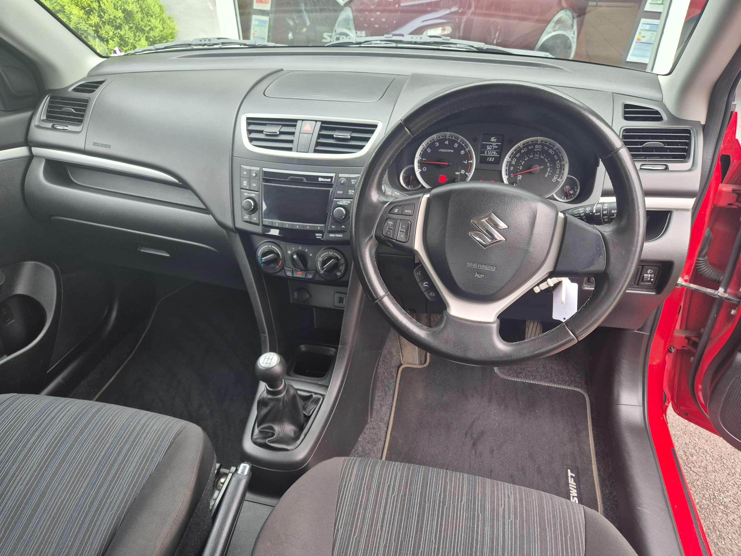2013 SUZUKI SWIFT 2013 SUZUKI SWIFT