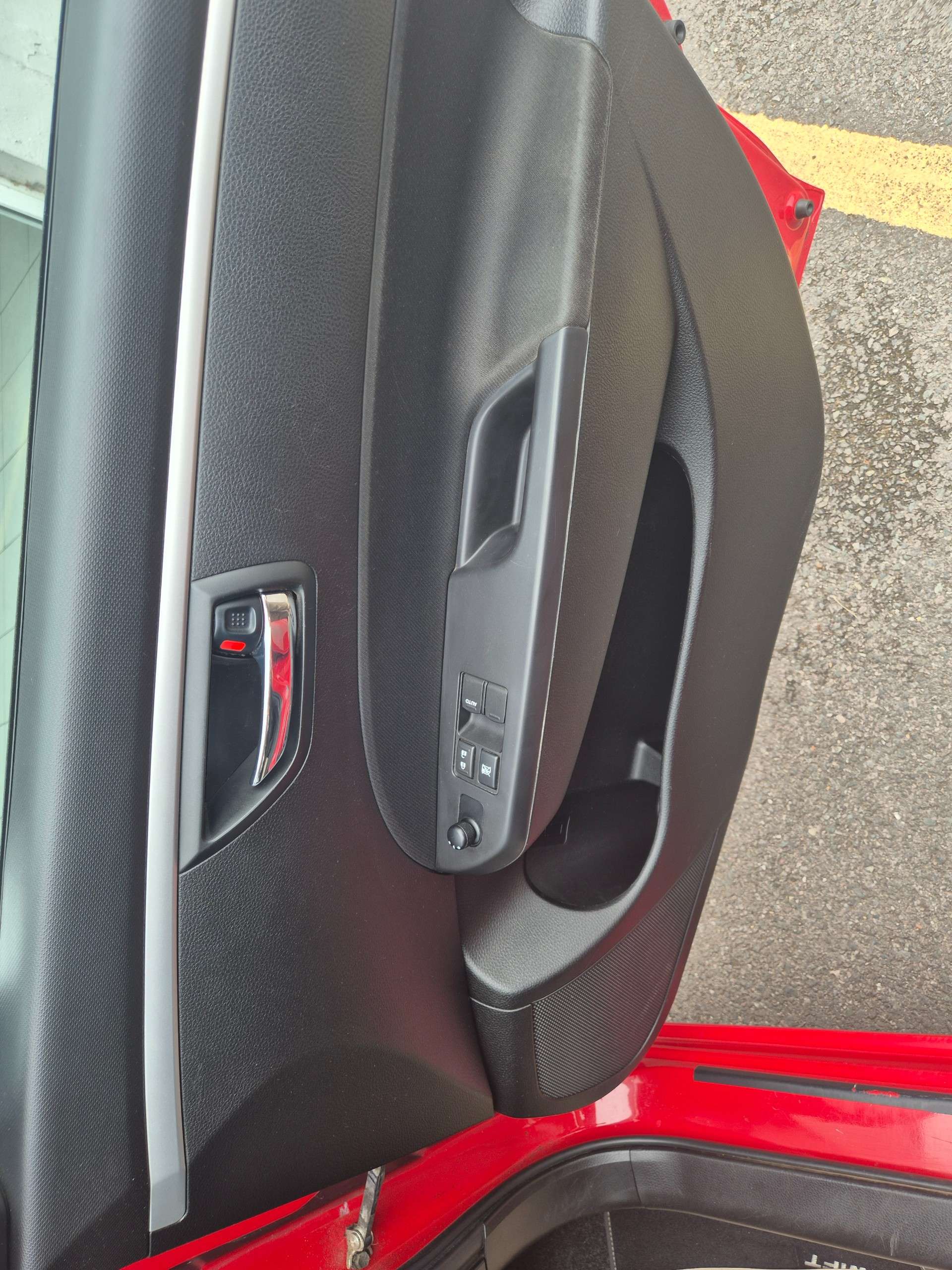 2013 SUZUKI SWIFT 2013 SUZUKI SWIFT