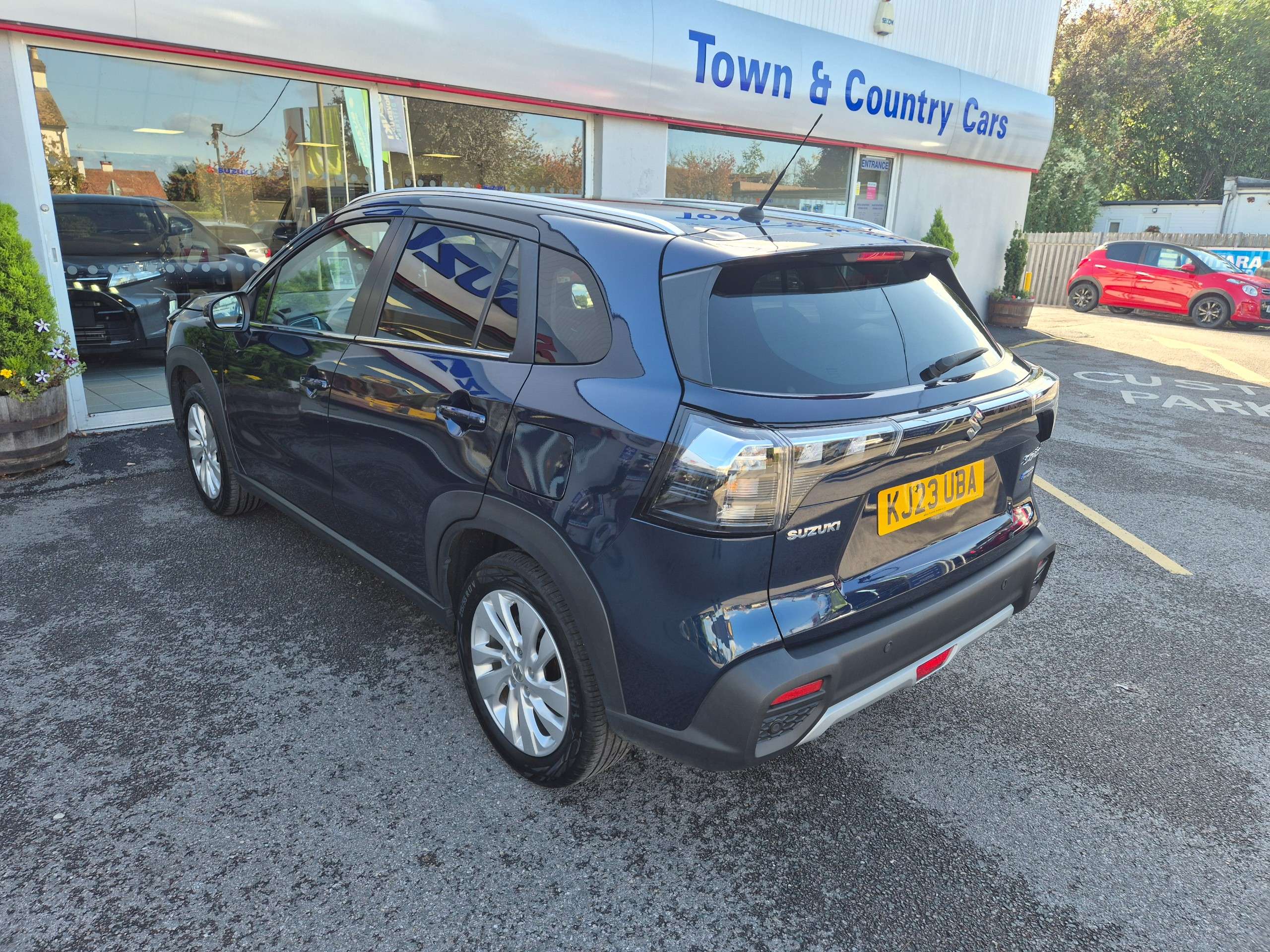 A 2023 SUZUKI SX4 1.5h Motion SUV 5dr Petrol Hybrid AGS Auto Euro 6 (s/s) (115 ps) A 2023 SUZUKI SX4 1.5h Motion SUV 5dr Petrol Hybrid AGS Auto Euro 6 (s/s) (115 ps)