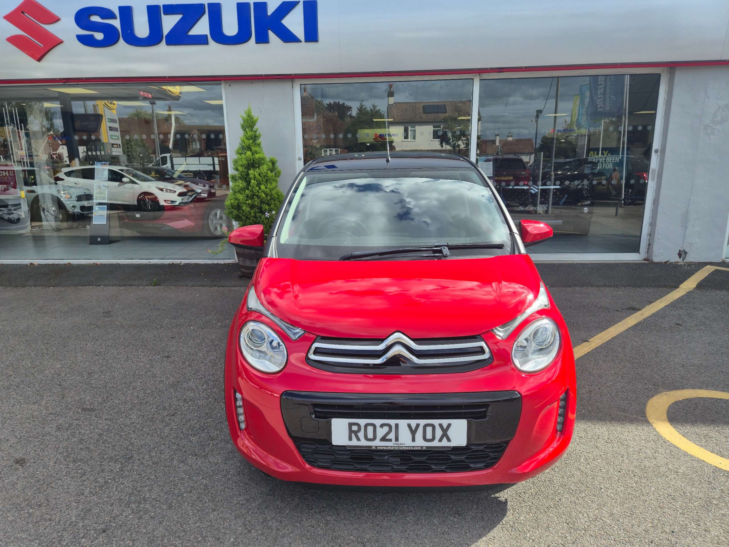 A 2021 CITROEN C1 1.0 VTi JCC+ Hatchback 5dr Petrol Manual Euro 6 (s/s) (72 ps) A 2021 CITROEN C1 1.0 VTi JCC+ Hatchback 5dr Petrol Manual Euro 6 (s/s) (72 ps)