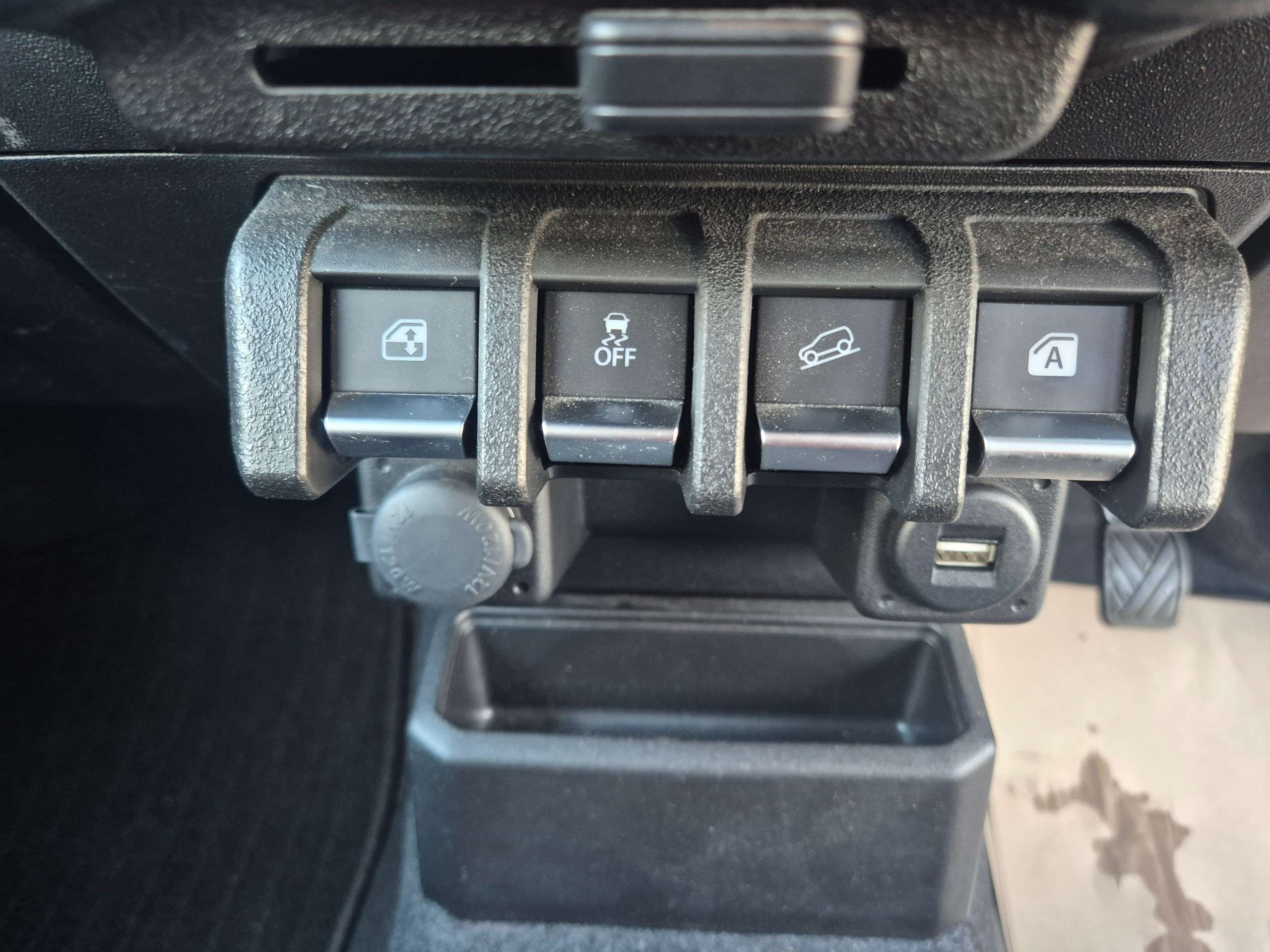 2023 SUZUKI JIMNY 2023 SUZUKI JIMNY