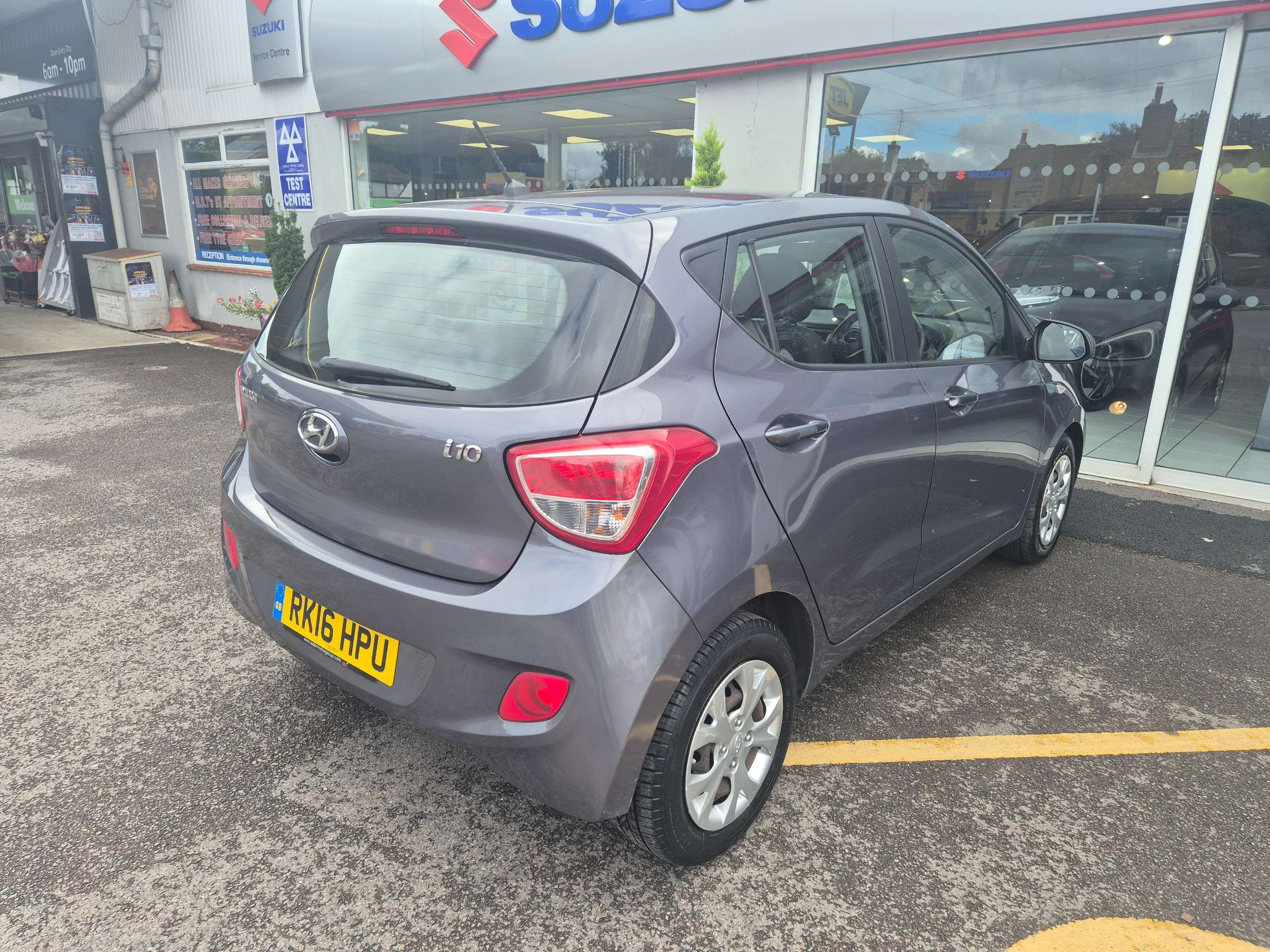 2016 HYUNDAI I10 2016 HYUNDAI I10