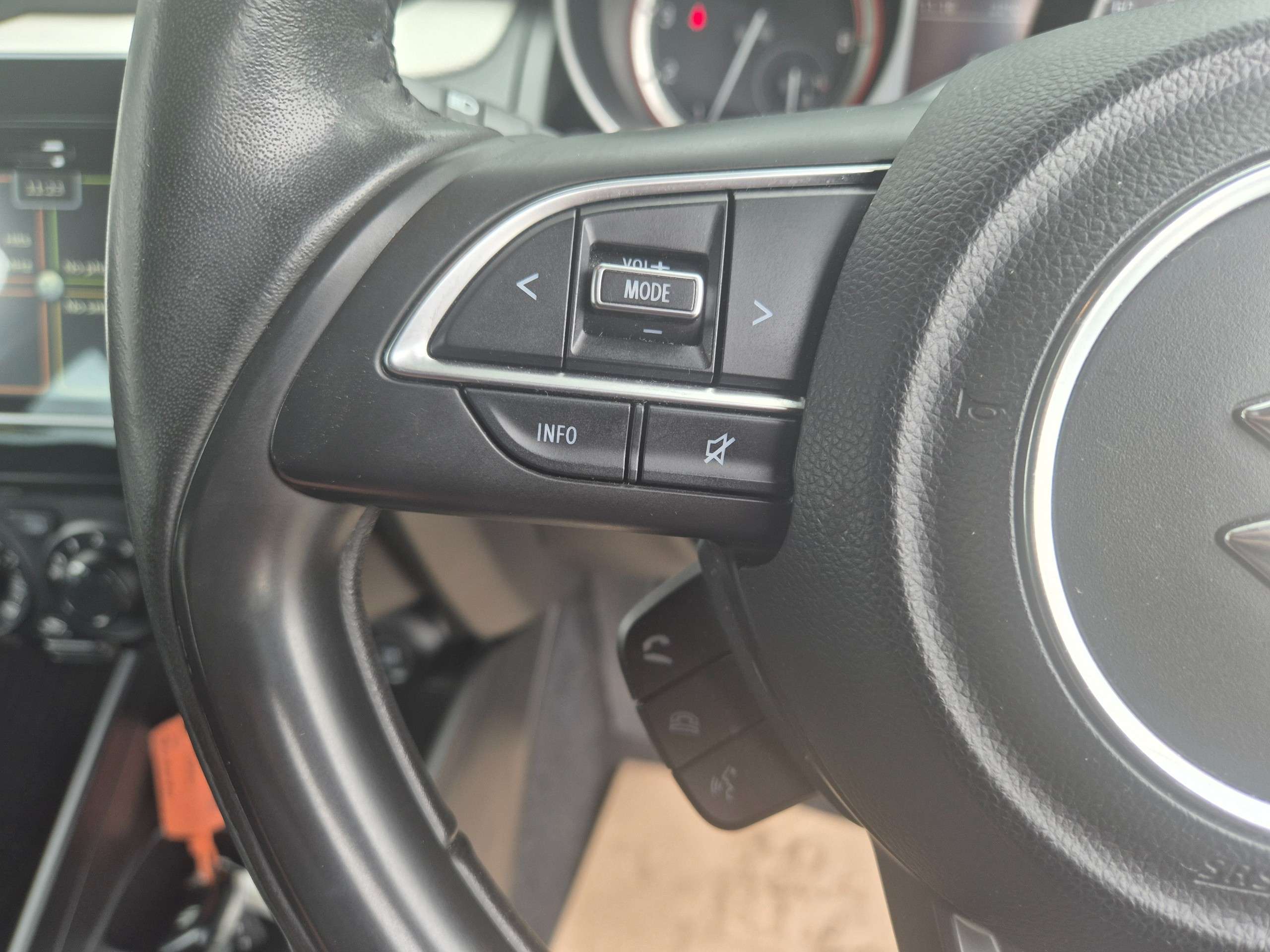 2023 SUZUKI SWIFT 2023 SUZUKI SWIFT