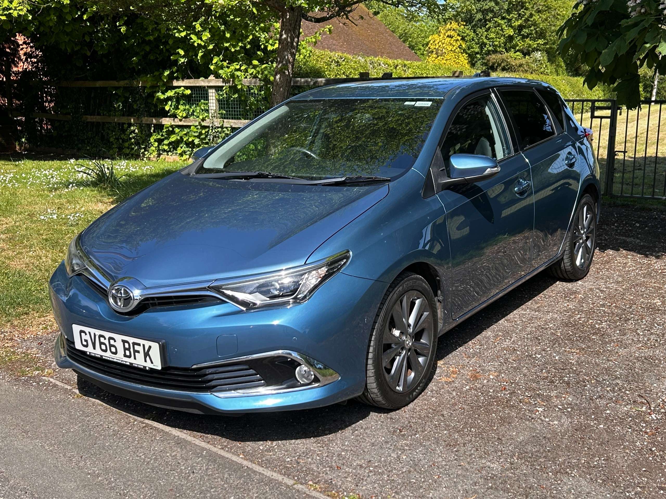 2017 TOYOTA AURIS 2017 TOYOTA AURIS