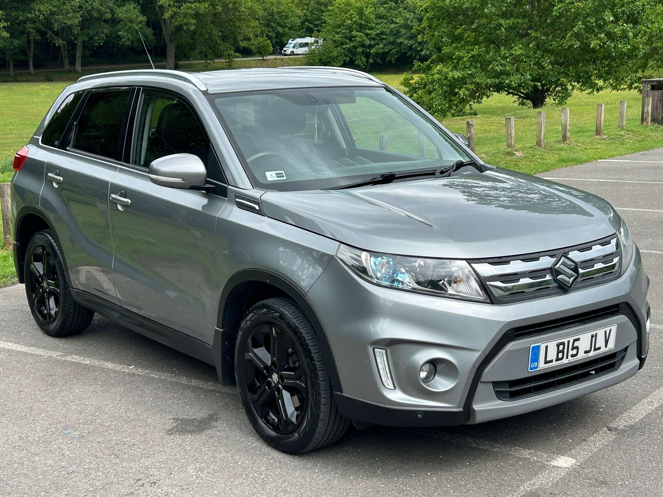 A 2015 SUZUKI VITARA 1.6 SZ5 SUV 5dr Petrol Manual Euro 6 (s/s) (120 ps) A 2015 SUZUKI VITARA 1.6 SZ5 SUV 5dr Petrol Manual Euro 6 (s/s) (120 ps)