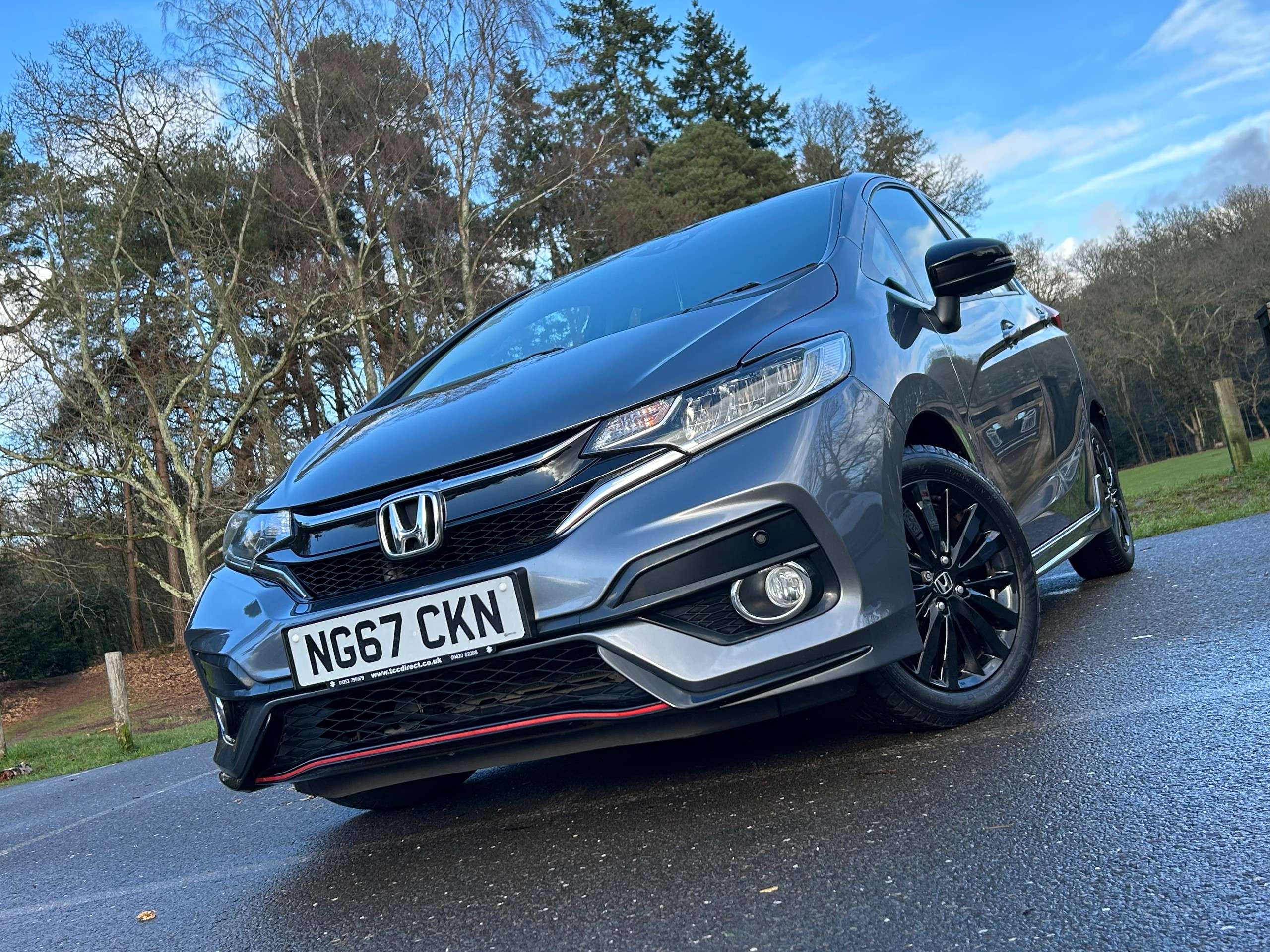 A 2018 HONDA JAZZ 1.5 i-VTEC Sport Navi Hatchback 5dr Petrol CVT Euro 6 (s/s) (130 ps) A 2018 HONDA JAZZ 1.5 i-VTEC Sport Navi Hatchback 5dr Petrol CVT Euro 6 (s/s) (130 ps)