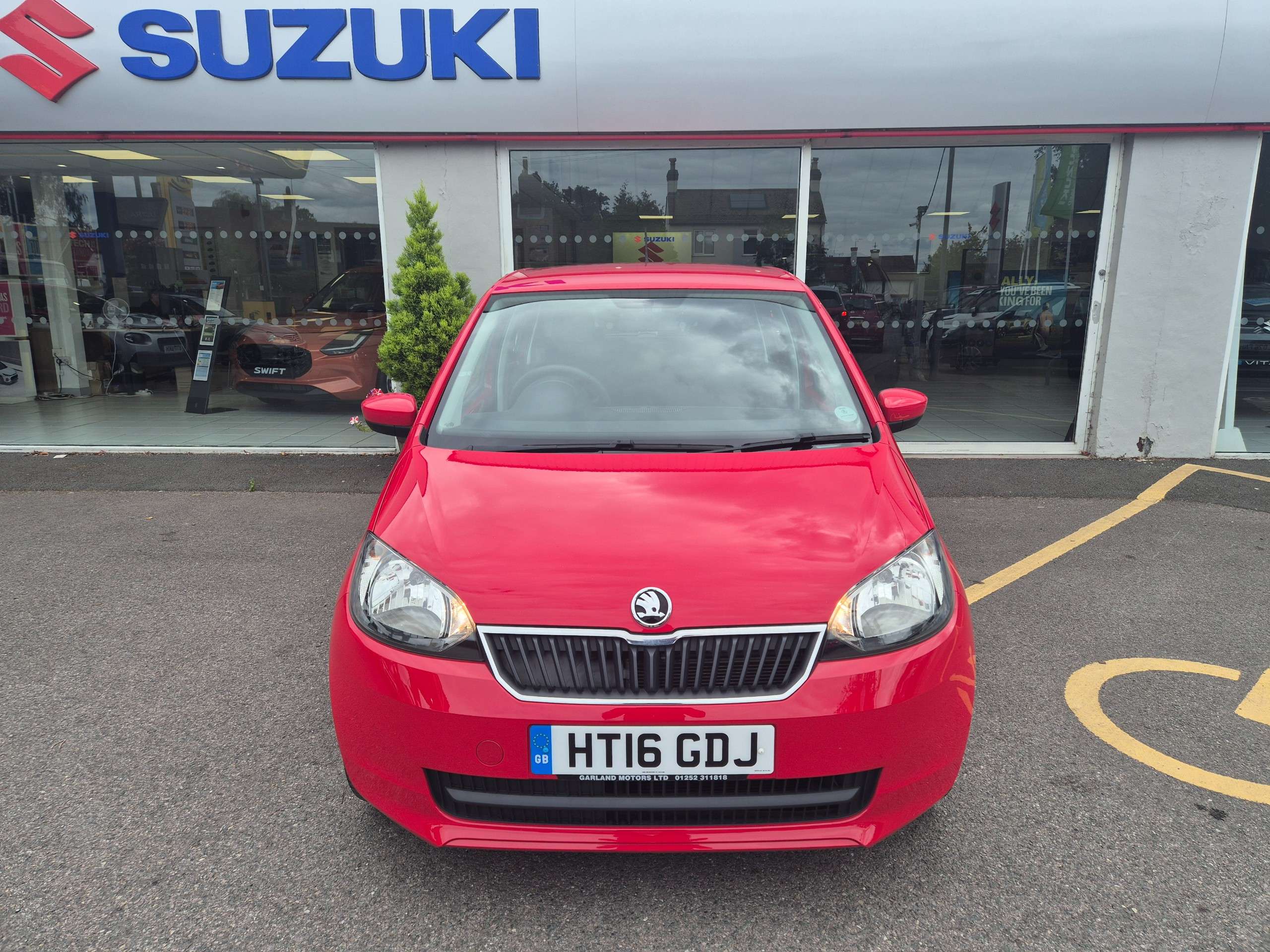 A 2016 SKODA CITIGO 1.0 MPI SE Hatchback 5dr Petrol Manual Euro 6 (60 ps) A 2016 SKODA CITIGO 1.0 MPI SE Hatchback 5dr Petrol Manual Euro 6 (60 ps)