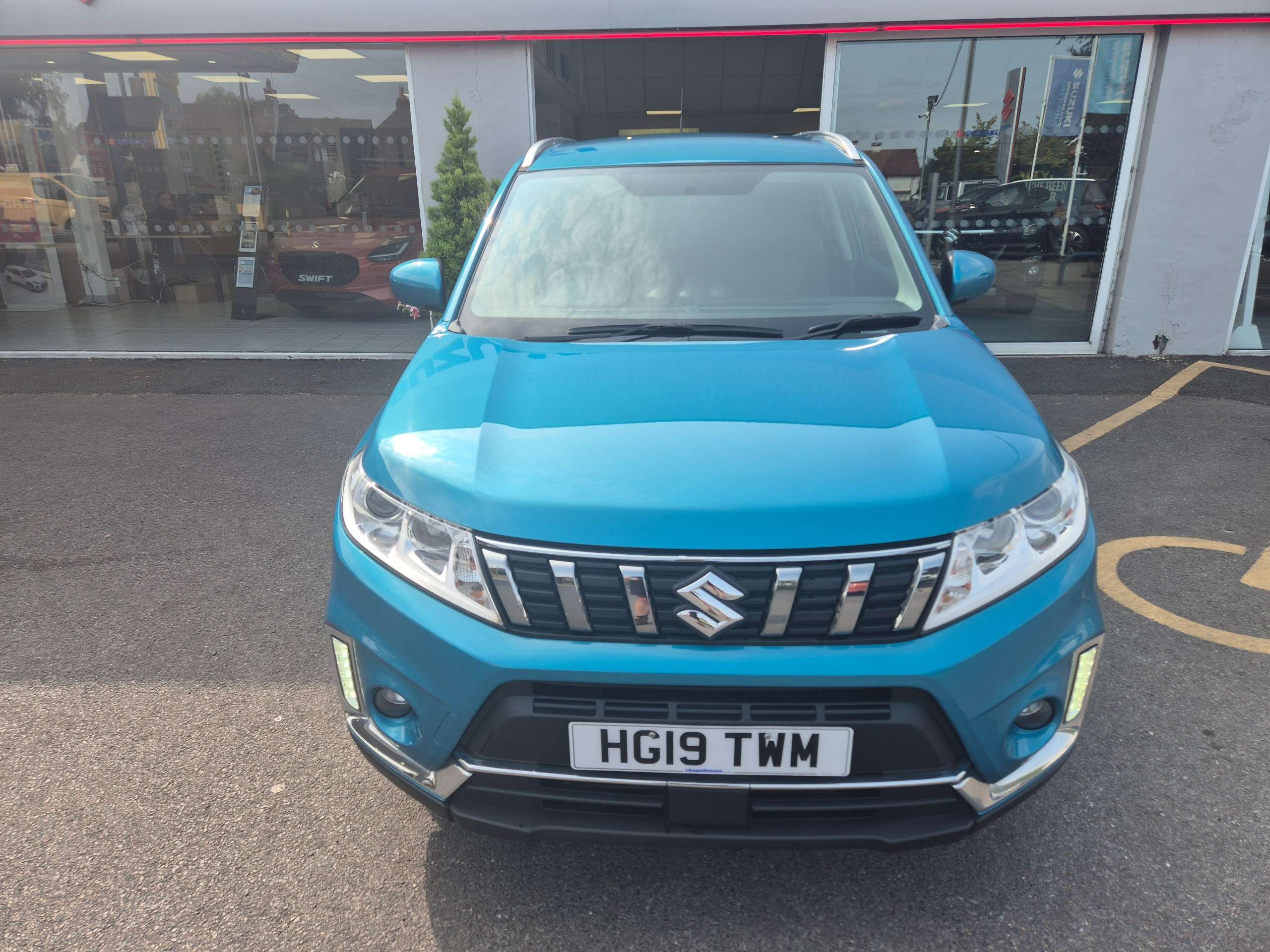 A 2019 SUZUKI VITARA 1.0 Boosterjet SZ-T SUV 5dr Petrol Auto Euro 6 (s/s) (111 ps) A 2019 SUZUKI VITARA 1.0 Boosterjet SZ-T SUV 5dr Petrol Auto Euro 6 (s/s) (111 ps)