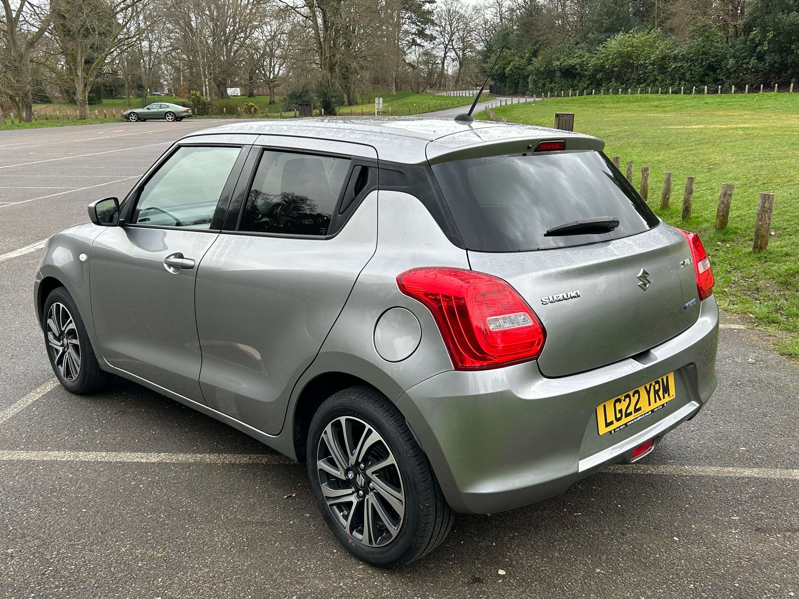 A 2022 SUZUKI SWIFT 1.2 Dualjet MHEV SZ-L Hatchback 5dr Petrol Hybrid Manual Euro 6 (s/s) (83 ps) A 2022 SUZUKI SWIFT 1.2 Dualjet MHEV SZ-L Hatchback 5dr Petrol Hybrid Manual Euro 6 (s/s) (83 ps)