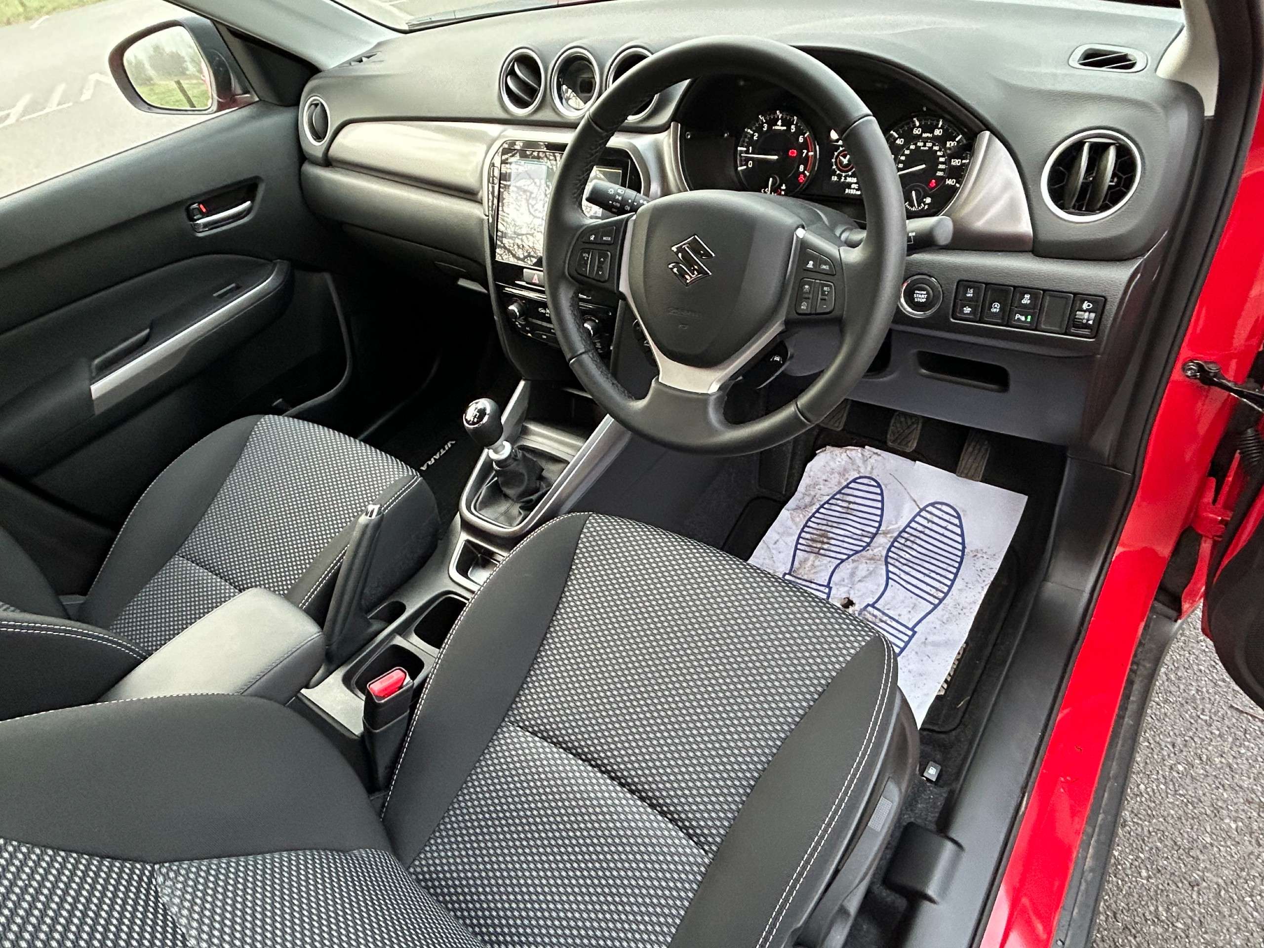 A 2025 SUZUKI VITARA 1.4 Boosterjet MHEV Motion SUV 5dr Petrol Hybrid Manual Euro 6 (s/s) (129 ps) A 2025 SUZUKI VITARA 1.4 Boosterjet MHEV Motion SUV 5dr Petrol Hybrid Manual Euro 6 (s/s) (129 ps)