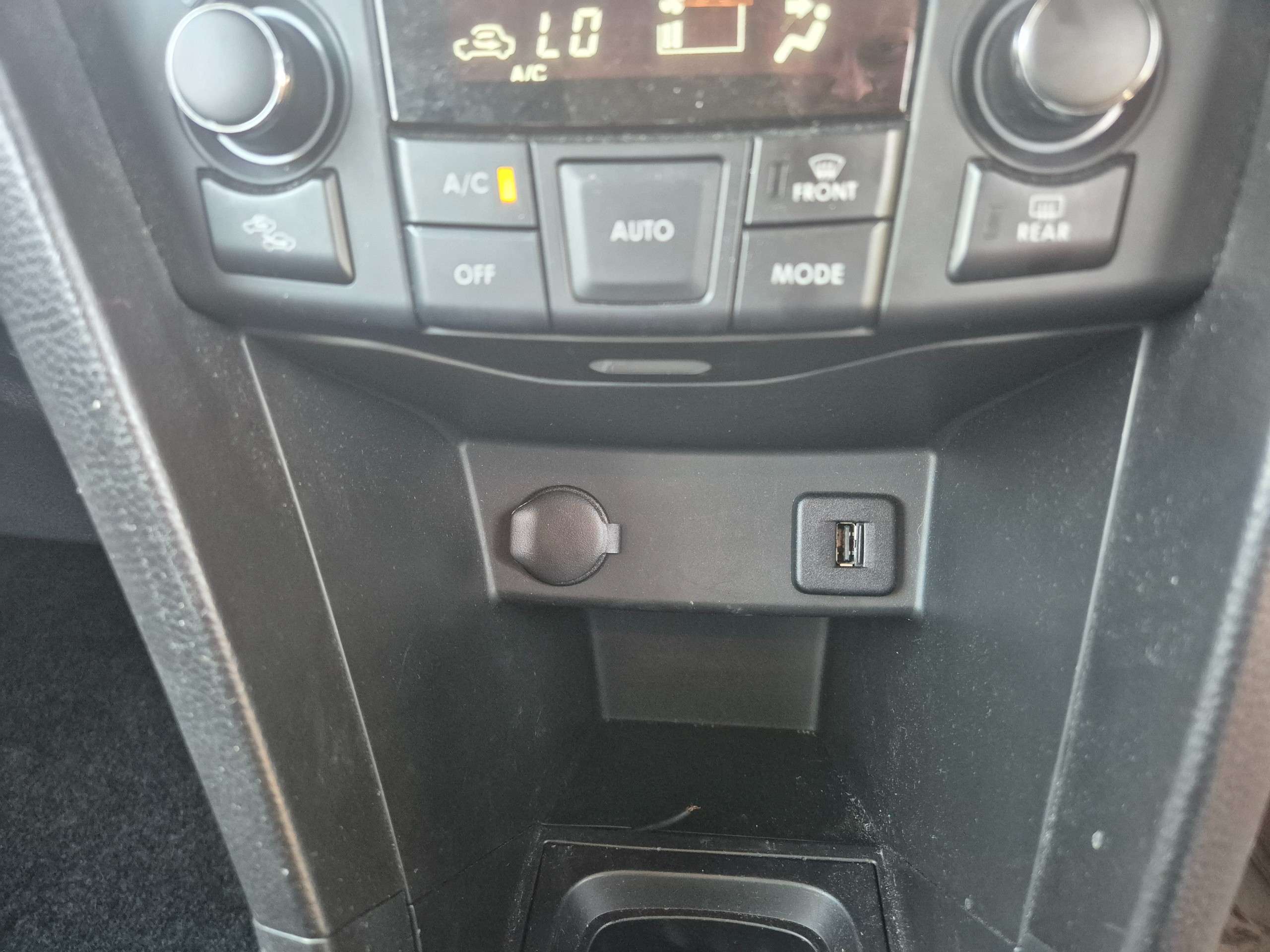 2015 SUZUKI SWIFT 2015 SUZUKI SWIFT