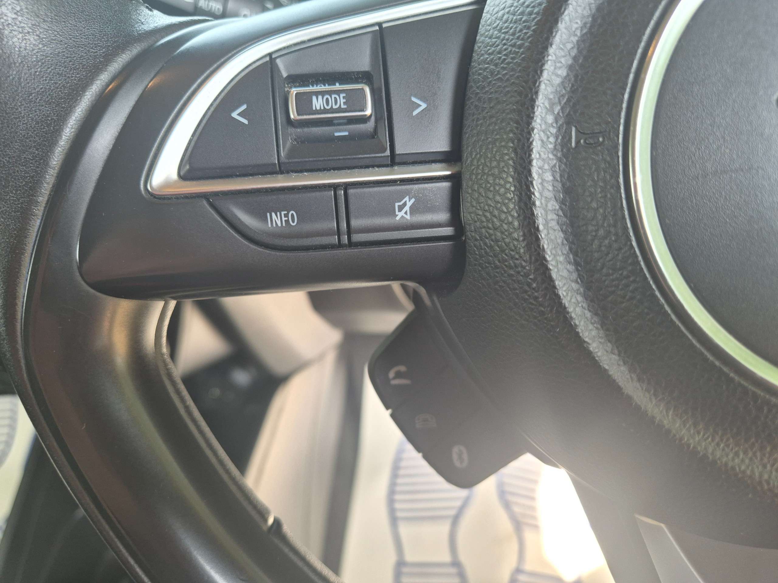 2020 SUZUKI SWIFT 2020 SUZUKI SWIFT