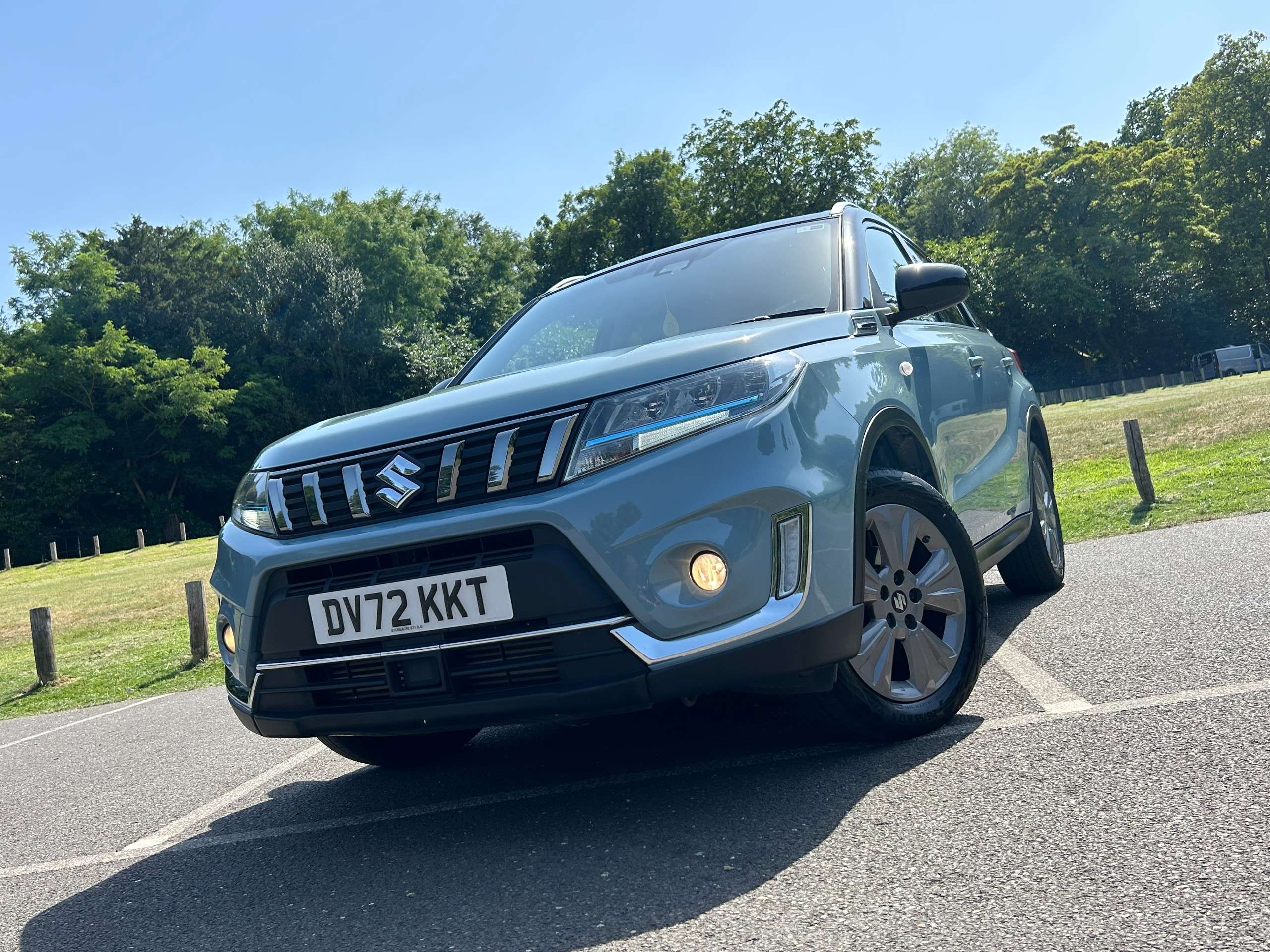 A 2023 SUZUKI VITARA 1.4 Boosterjet MHEV SZ-T SUV 5dr Petrol Hybrid Manual Euro 6 (s/s) (129 ps) A 2023 SUZUKI VITARA 1.4 Boosterjet MHEV SZ-T SUV 5dr Petrol Hybrid Manual Euro 6 (s/s) (129 ps)