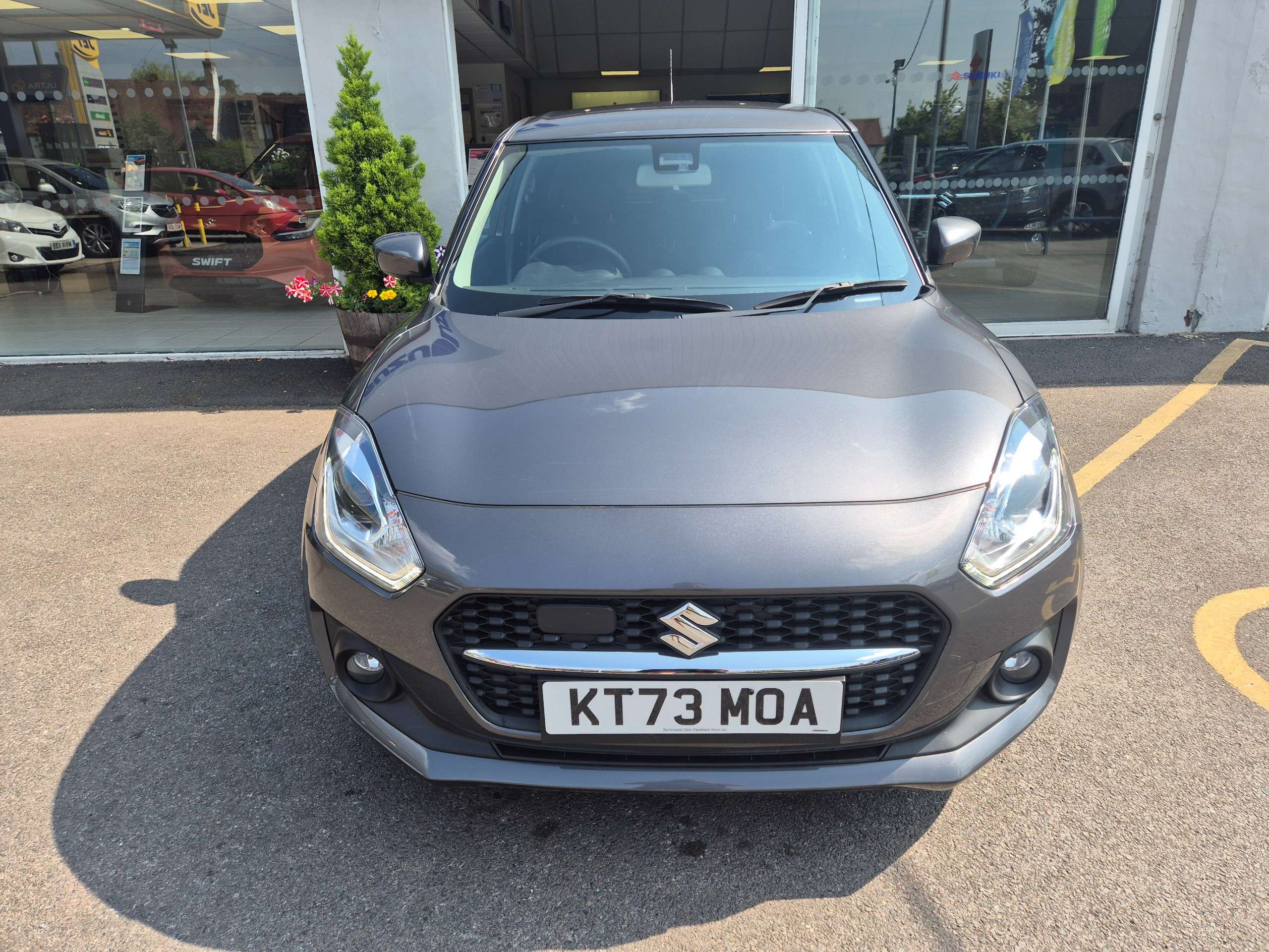 A 2023 SUZUKI SWIFT 1.2 Dualjet MHEV SZ-T Hatchback 5dr Petrol Hybrid CVT Euro 6 (s/s) (83 ps) A 2023 SUZUKI SWIFT 1.2 Dualjet MHEV SZ-T Hatchback 5dr Petrol Hybrid CVT Euro 6 (s/s) (83 ps)