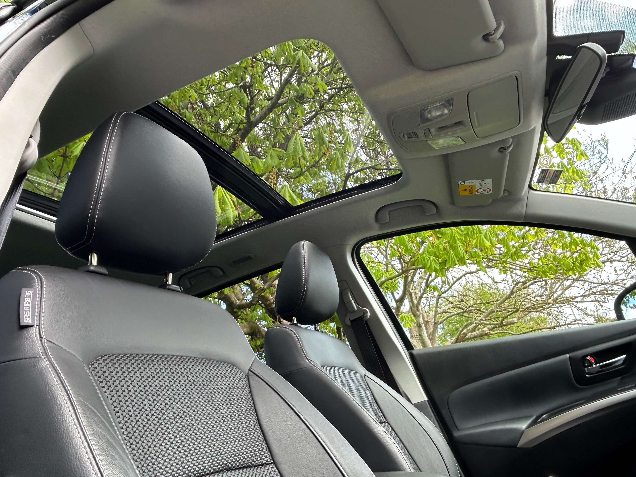 A 2022 SUZUKI SX4 1.5h Ultra SUV 5dr Petrol Hybrid AGS Auto ALLGRIP Euro 6 (s/s) (115 ps) A 2022 SUZUKI SX4 1.5h Ultra SUV 5dr Petrol Hybrid AGS Auto ALLGRIP Euro 6 (s/s) (115 ps)