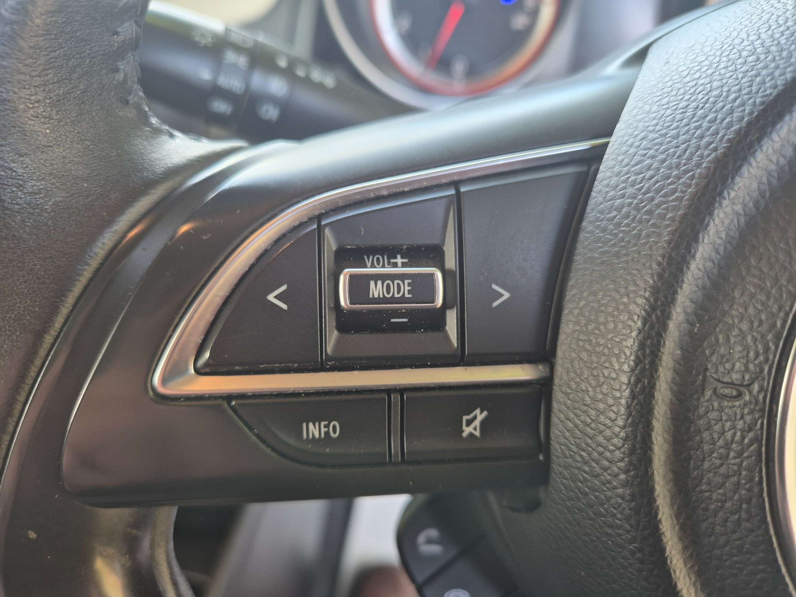 2019 SUZUKI SWIFT 2019 SUZUKI SWIFT