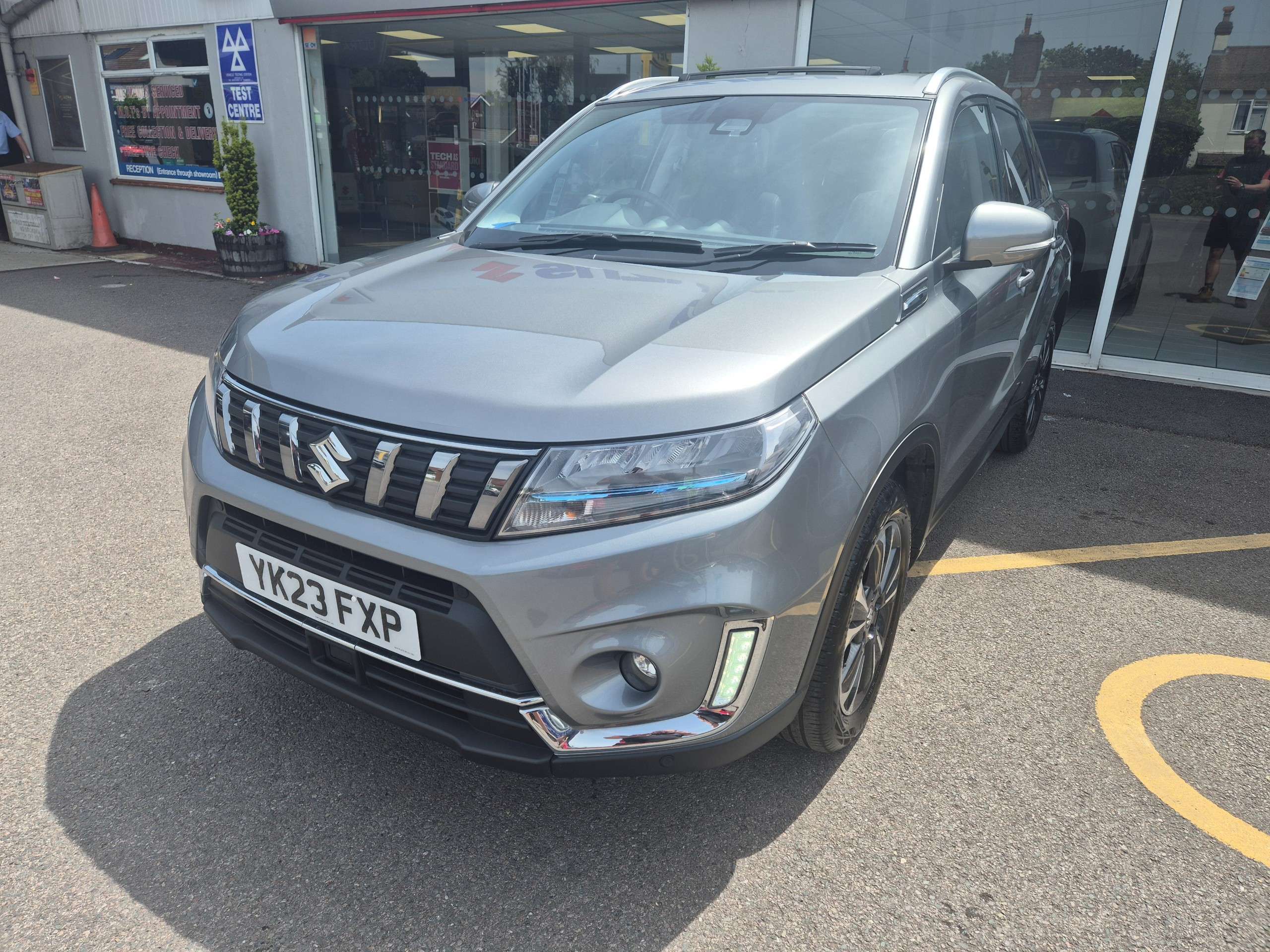 A 2023 SUZUKI VITARA 1.4 Boosterjet MHEV SZ5 SUV 5dr Petrol Hybrid Manual ALLGRIP Euro 6 (s/s) (129 ps) A 2023 SUZUKI VITARA 1.4 Boosterjet MHEV SZ5 SUV 5dr Petrol Hybrid Manual ALLGRIP Euro 6 (s/s) (129 ps)