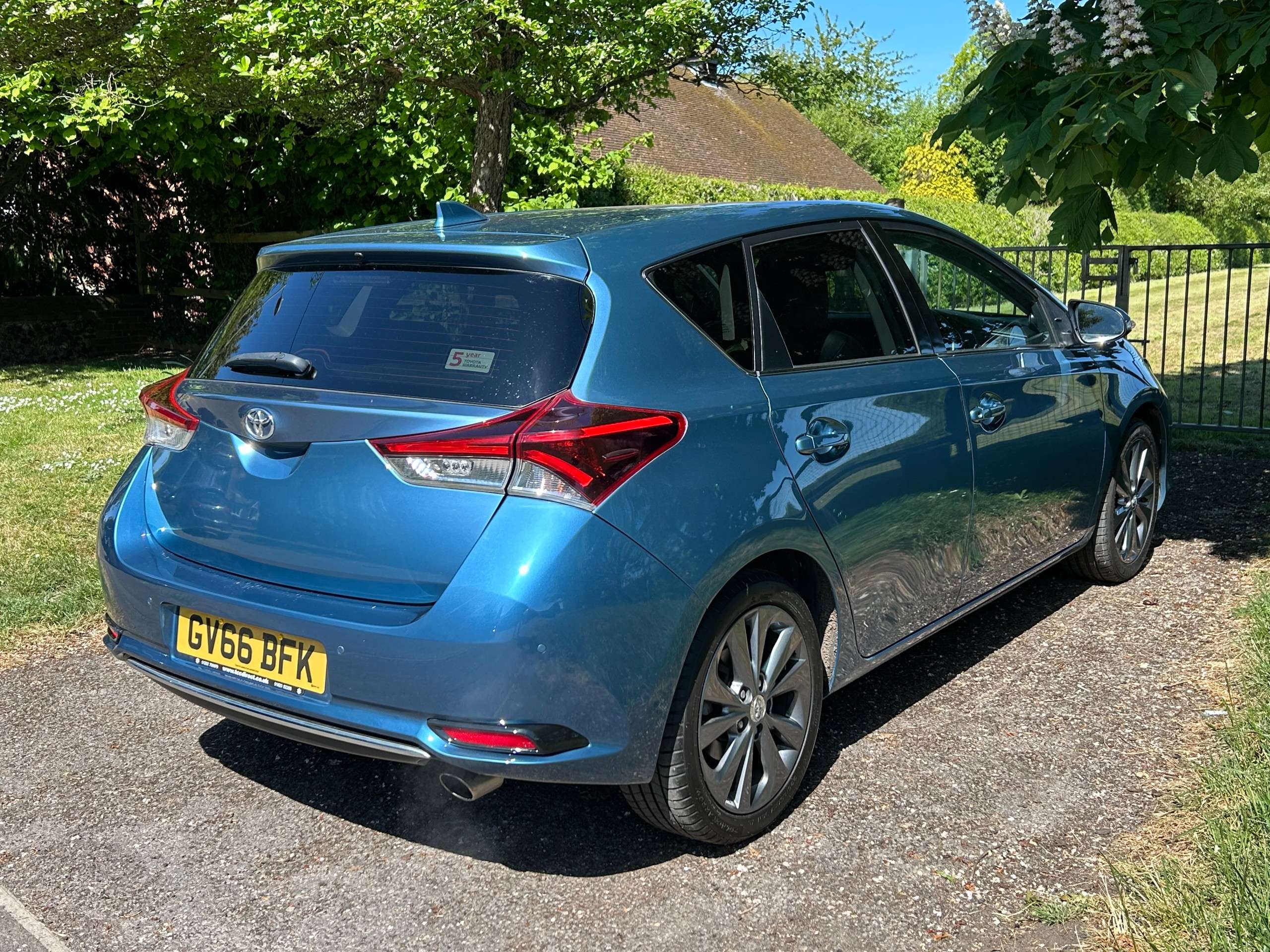 2017 TOYOTA AURIS 2017 TOYOTA AURIS