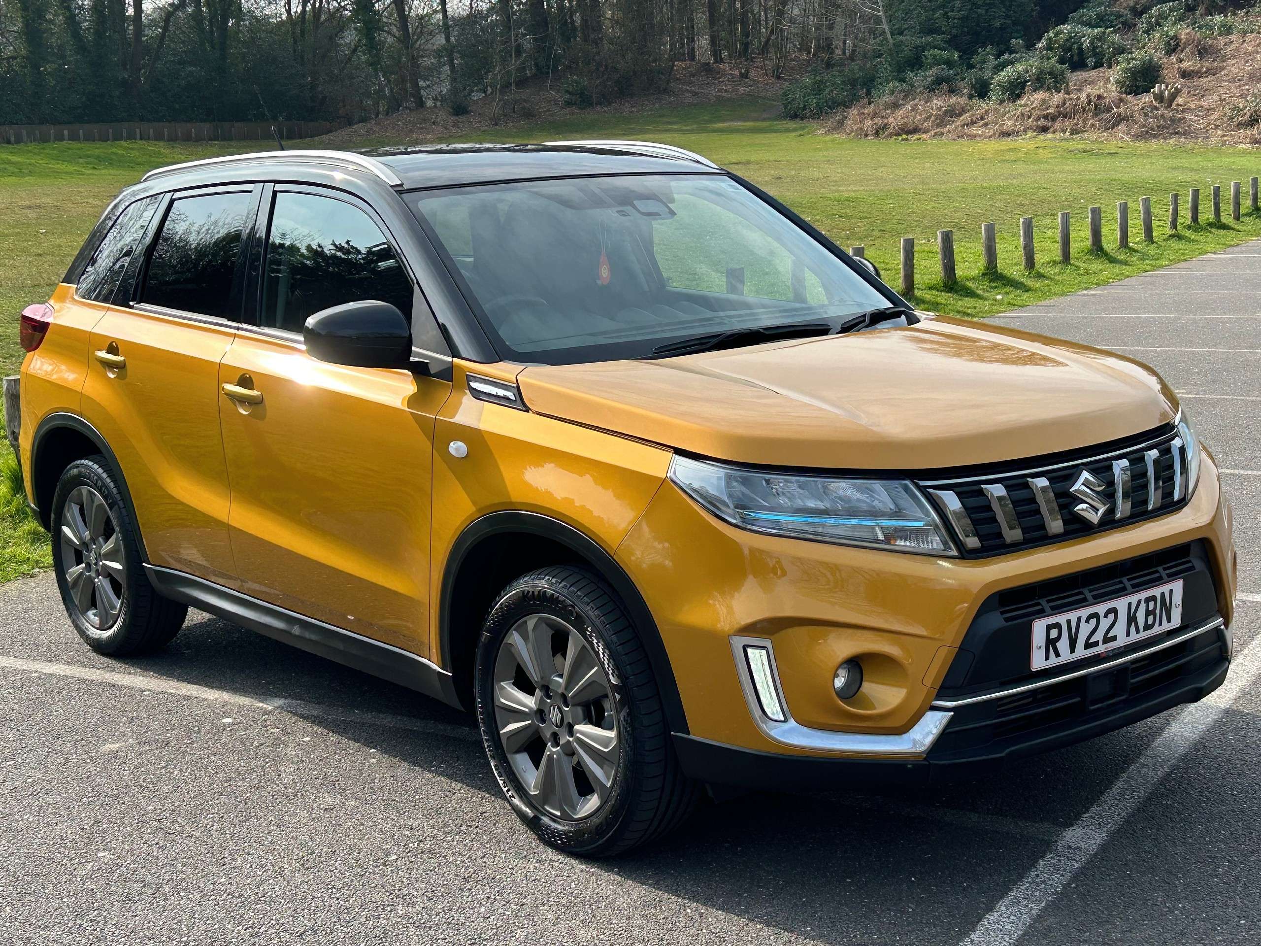 A 2022 SUZUKI VITARA 1.4 Boosterjet MHEV SZ-T SUV 5dr Petrol Hybrid Manual Euro 6 (s/s) (129 ps) A 2022 SUZUKI VITARA 1.4 Boosterjet MHEV SZ-T SUV 5dr Petrol Hybrid Manual Euro 6 (s/s) (129 ps)