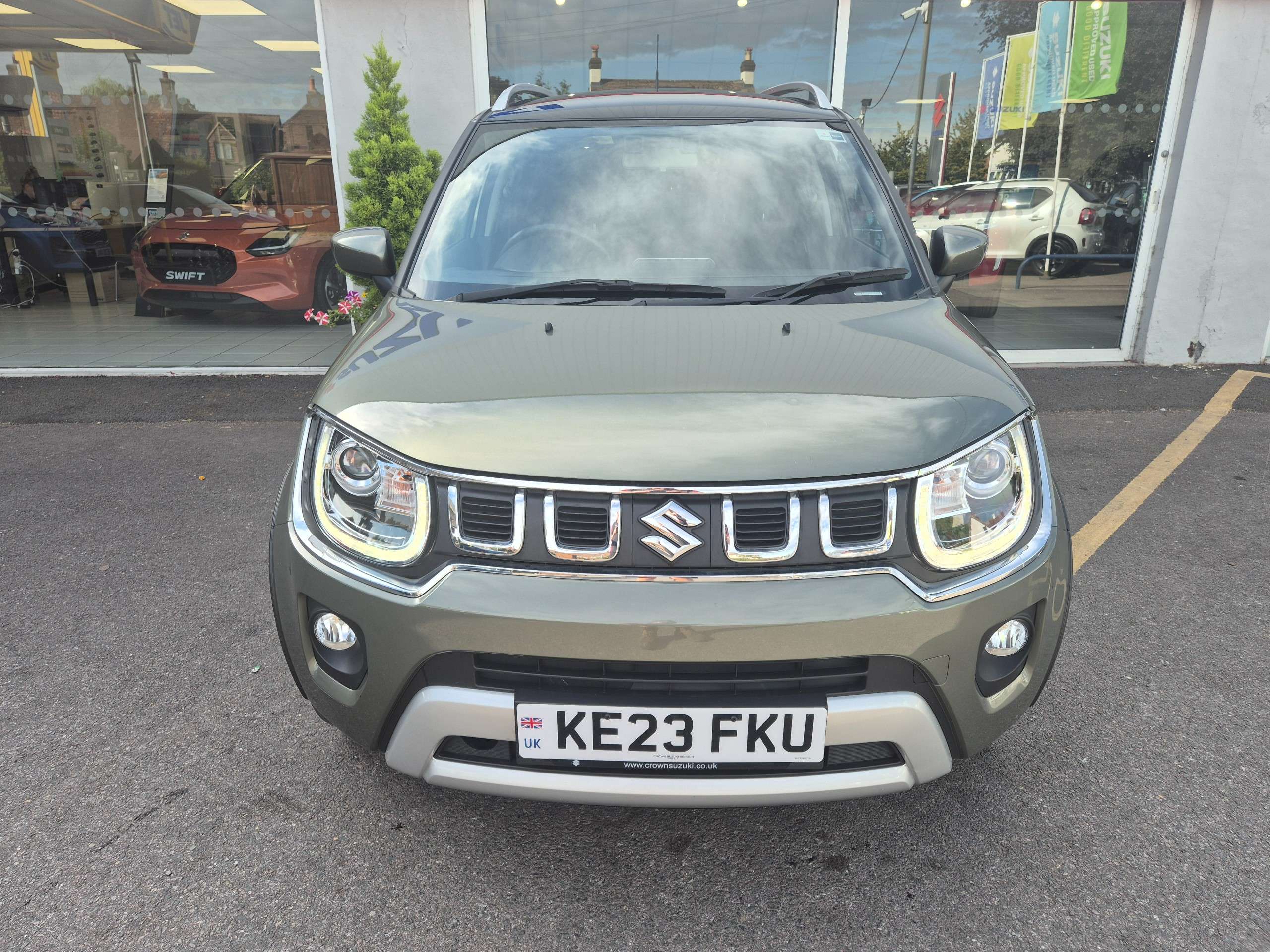 A 2023 SUZUKI IGNIS 1.2 Dualjet MHEV SZ-T Hatchback 5dr Petrol Hybrid CVT Euro 6 (s/s) (83 ps) A 2023 SUZUKI IGNIS 1.2 Dualjet MHEV SZ-T Hatchback 5dr Petrol Hybrid CVT Euro 6 (s/s) (83 ps)