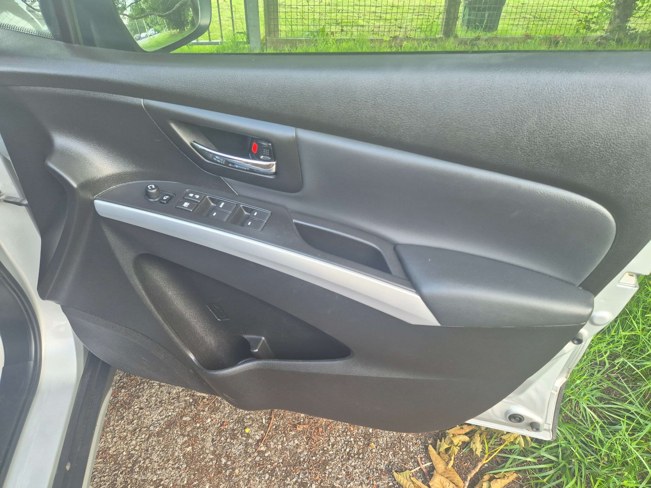 2017 SUZUKI SX4 2017 SUZUKI SX4
