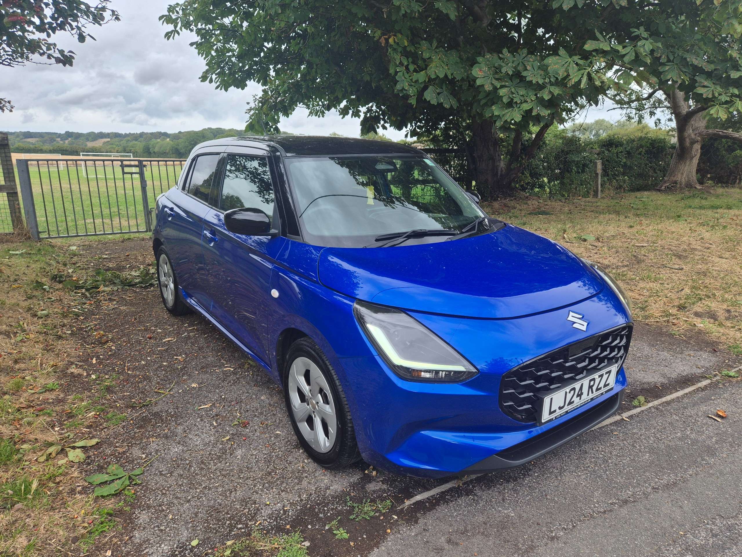 A 2024 SUZUKI SWIFT 1.2 MHEV Motion Hatchback 5dr Petrol Hybrid Manual Euro 6 (s/s) (82 ps) A 2024 SUZUKI SWIFT 1.2 MHEV Motion Hatchback 5dr Petrol Hybrid Manual Euro 6 (s/s) (82 ps)