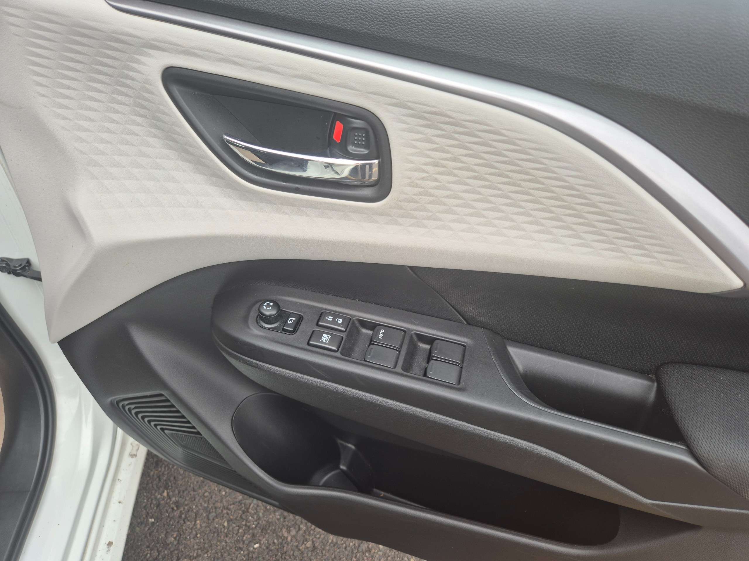 2024 SUZUKI SWIFT 2024 SUZUKI SWIFT