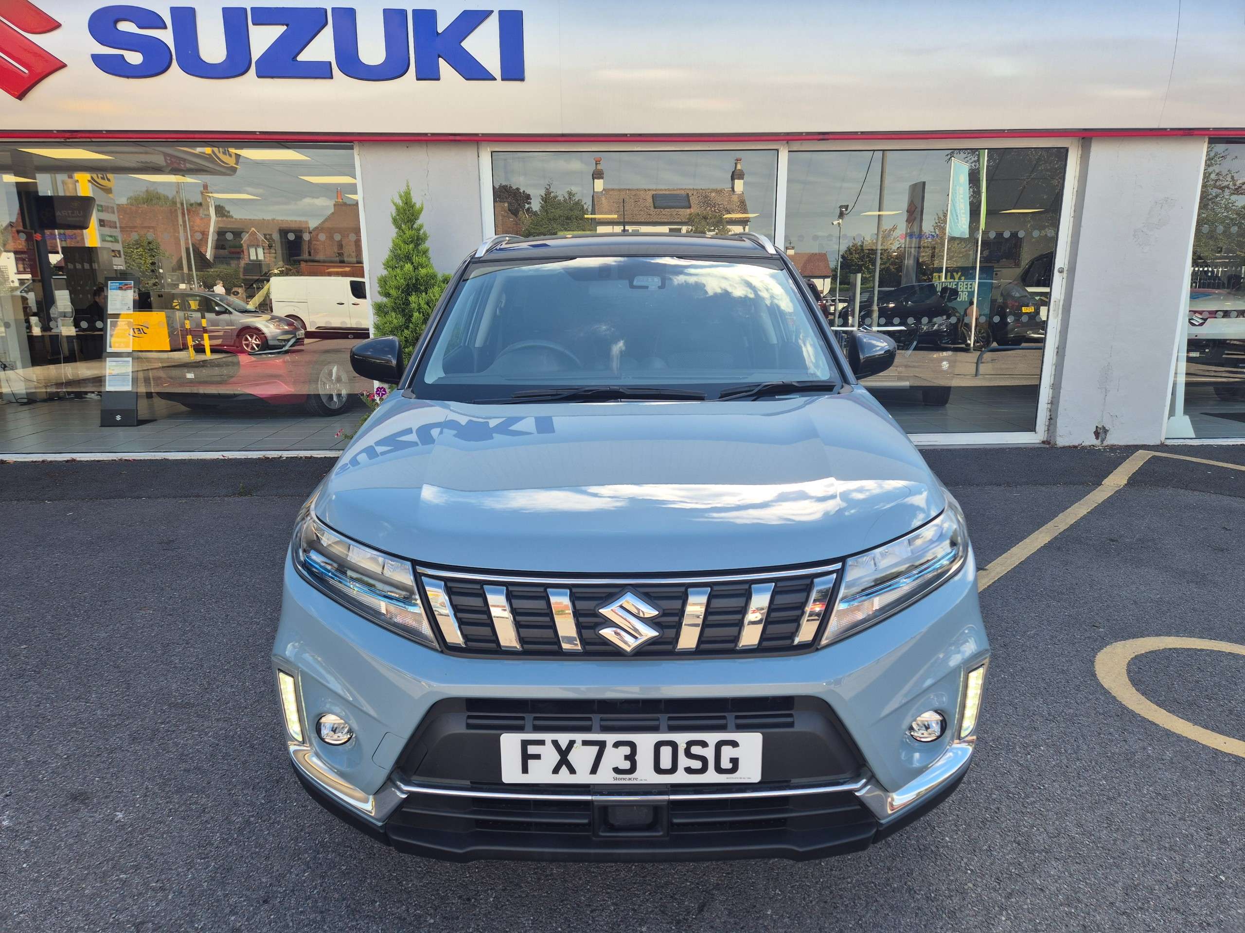A 2023 SUZUKI VITARA 1.5 SZ-T SUV 5dr Petrol Hybrid AGS Auto Euro 6 (s/s) (115 ps) A 2023 SUZUKI VITARA 1.5 SZ-T SUV 5dr Petrol Hybrid AGS Auto Euro 6 (s/s) (115 ps)