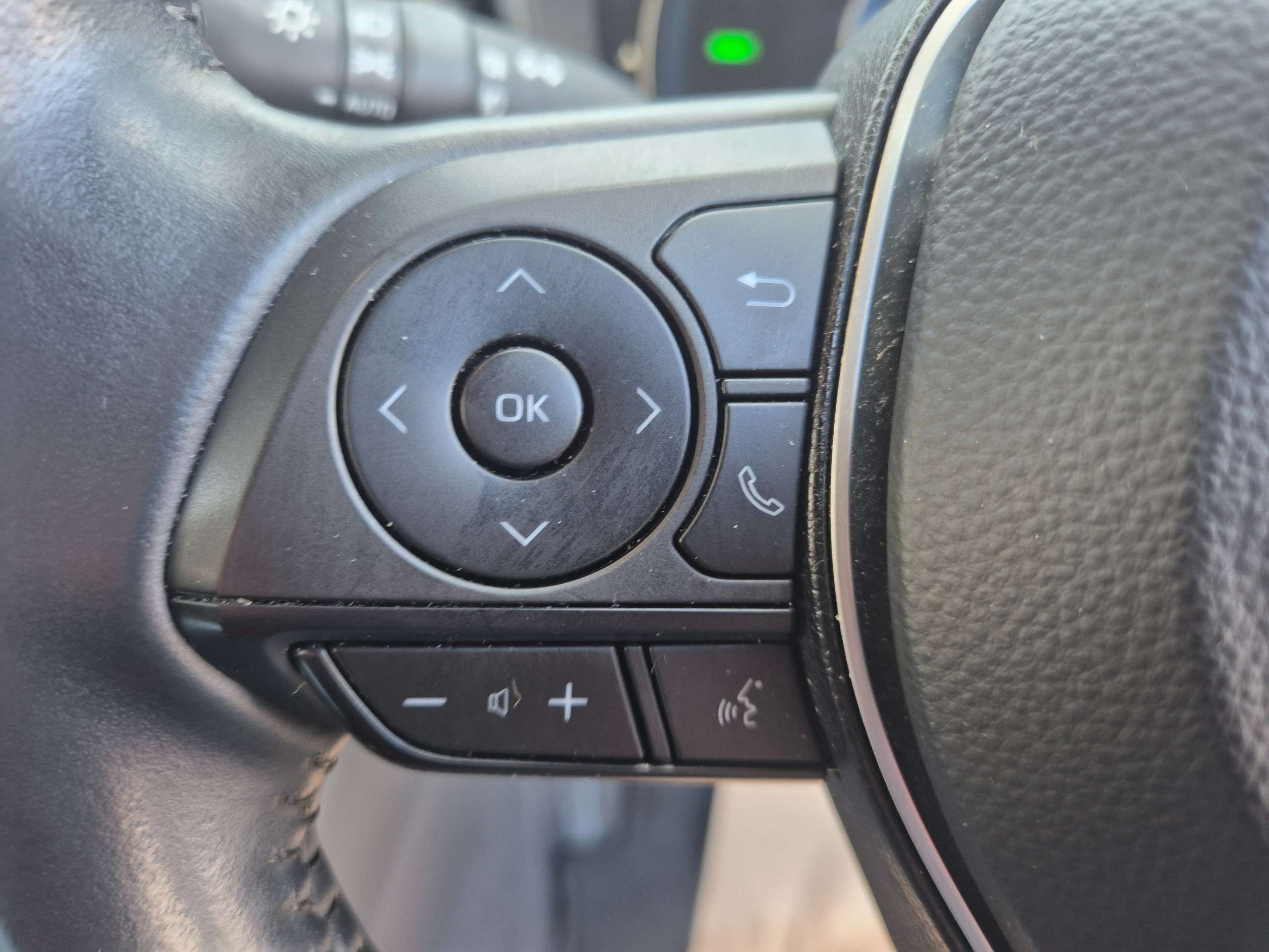 2023 SUZUKI SWACE 2023 SUZUKI SWACE