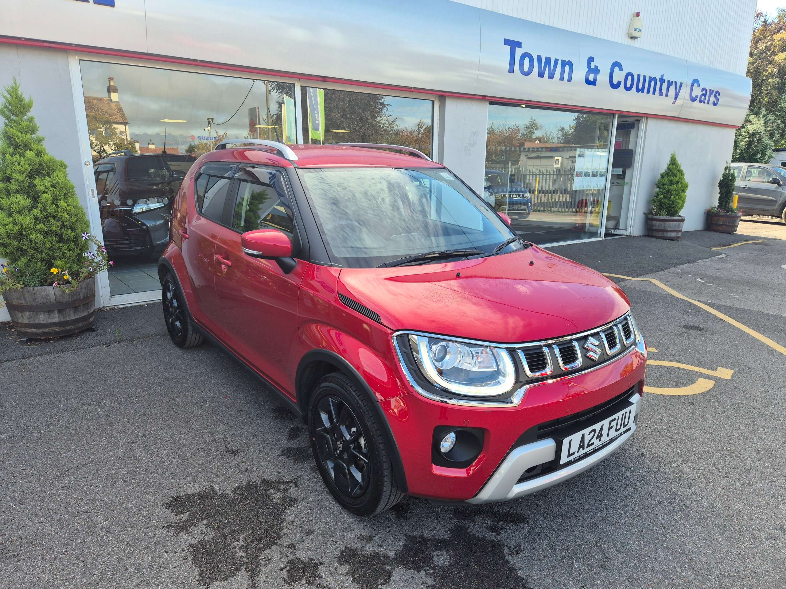 A 2024 SUZUKI IGNIS 1.2 Dualjet MHEV SZ5 Hatchback 5dr Petrol Hybrid CVT Euro 6 (s/s) (83 ps) A 2024 SUZUKI IGNIS 1.2 Dualjet MHEV SZ5 Hatchback 5dr Petrol Hybrid CVT Euro 6 (s/s) (83 ps)