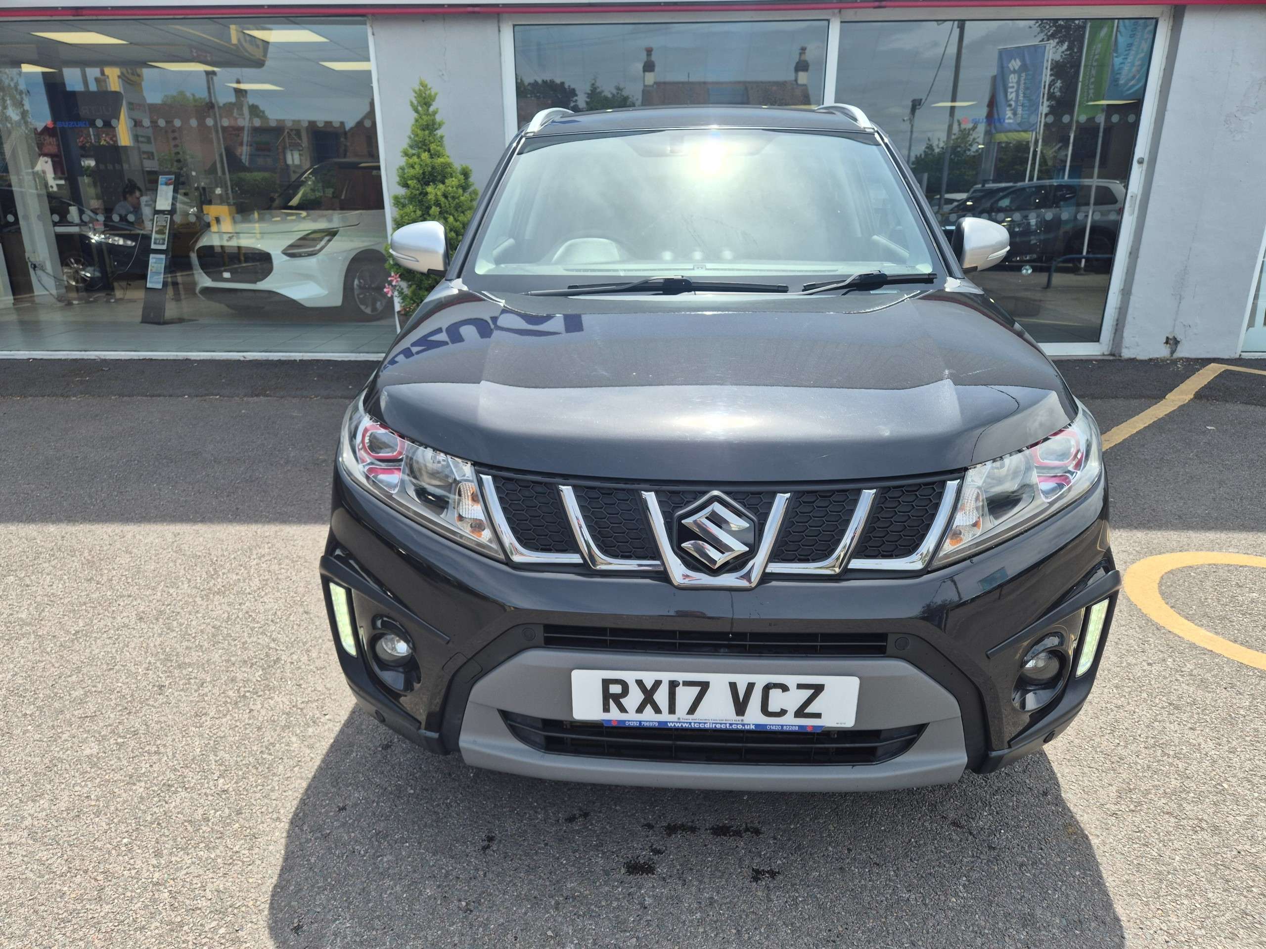 A 2017 SUZUKI VITARA 1.4 Boosterjet S SUV 5dr Petrol Auto ALLGRIP Euro 6 (s/s) (140 ps) A 2017 SUZUKI VITARA 1.4 Boosterjet S SUV 5dr Petrol Auto ALLGRIP Euro 6 (s/s) (140 ps)