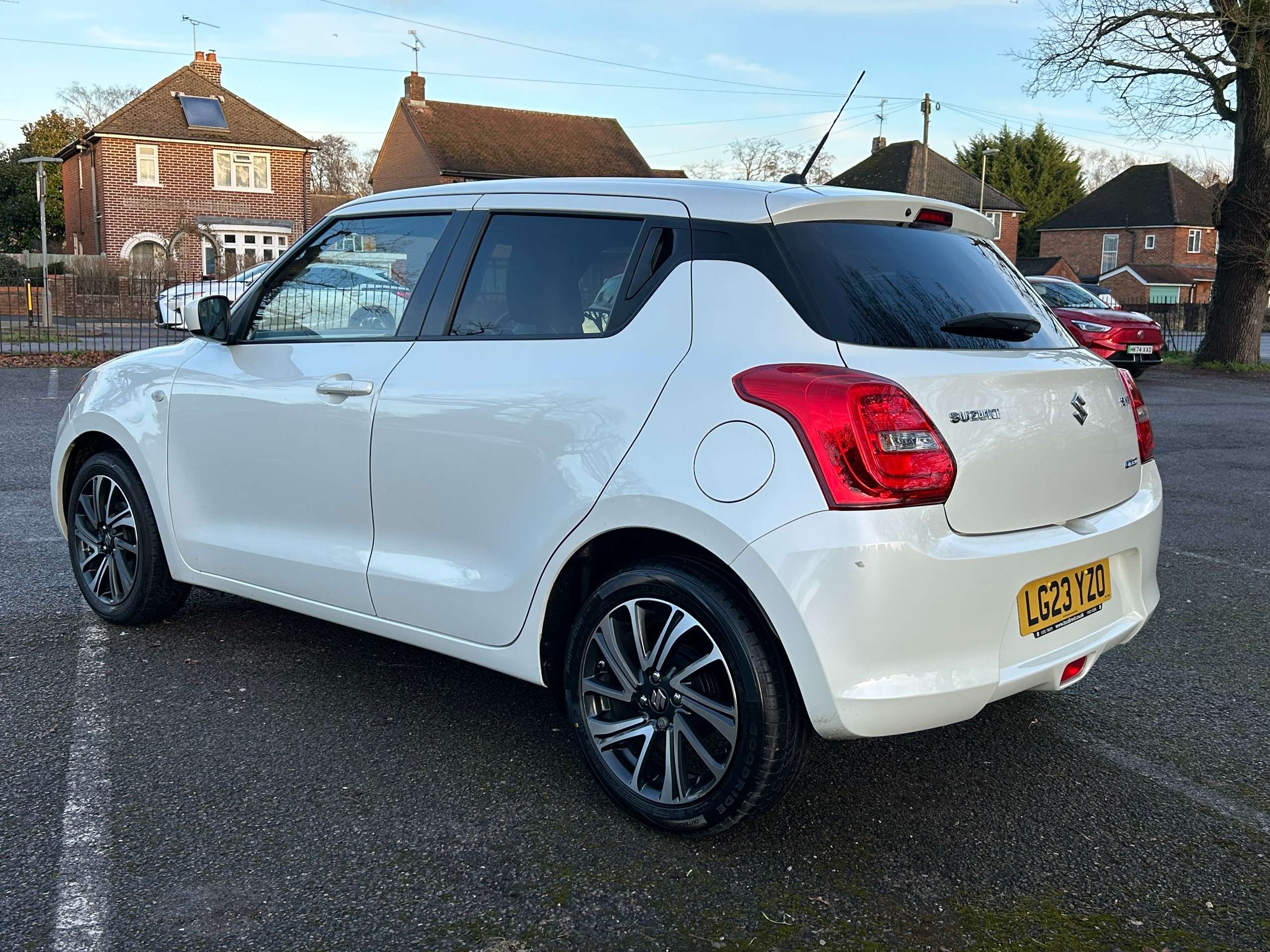 A 2023 SUZUKI SWIFT 1.2 Dualjet MHEV SZ-L Hatchback 5dr Petrol Hybrid Manual Euro 6 (s/s) (83 ps) A 2023 SUZUKI SWIFT 1.2 Dualjet MHEV SZ-L Hatchback 5dr Petrol Hybrid Manual Euro 6 (s/s) (83 ps)