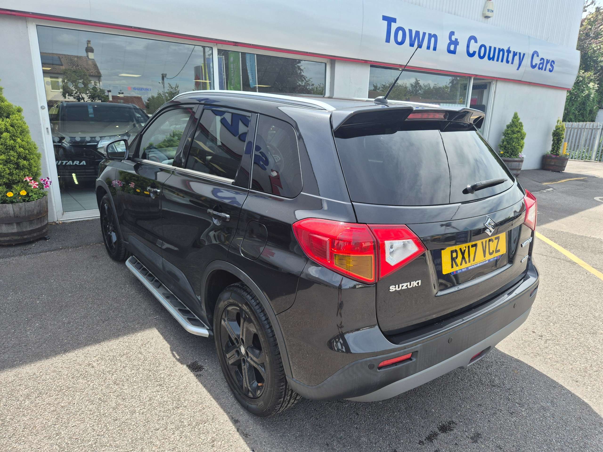 A 2017 SUZUKI VITARA 1.4 Boosterjet S SUV 5dr Petrol Auto ALLGRIP Euro 6 (s/s) (140 ps) A 2017 SUZUKI VITARA 1.4 Boosterjet S SUV 5dr Petrol Auto ALLGRIP Euro 6 (s/s) (140 ps)