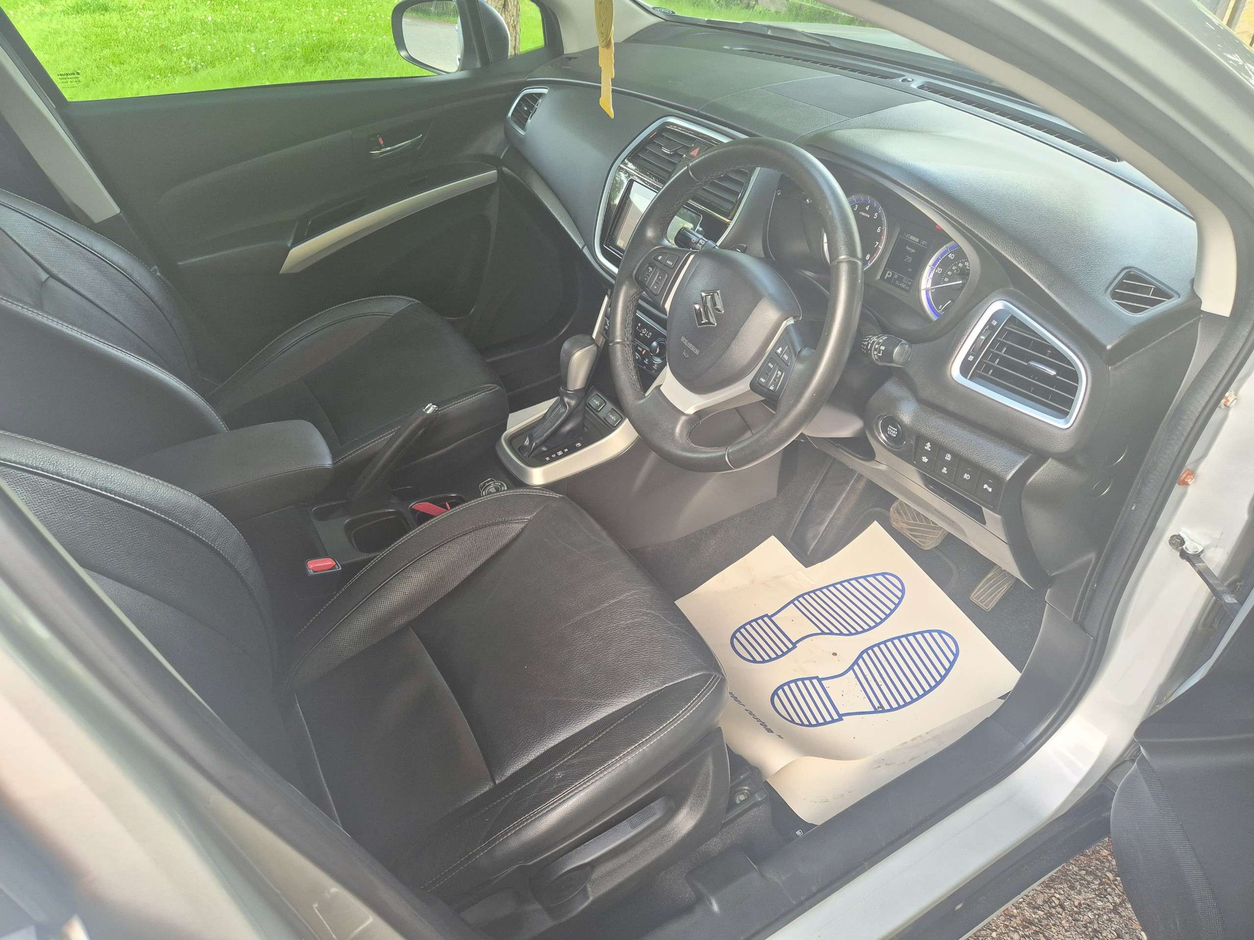 2017 SUZUKI SX4 2017 SUZUKI SX4