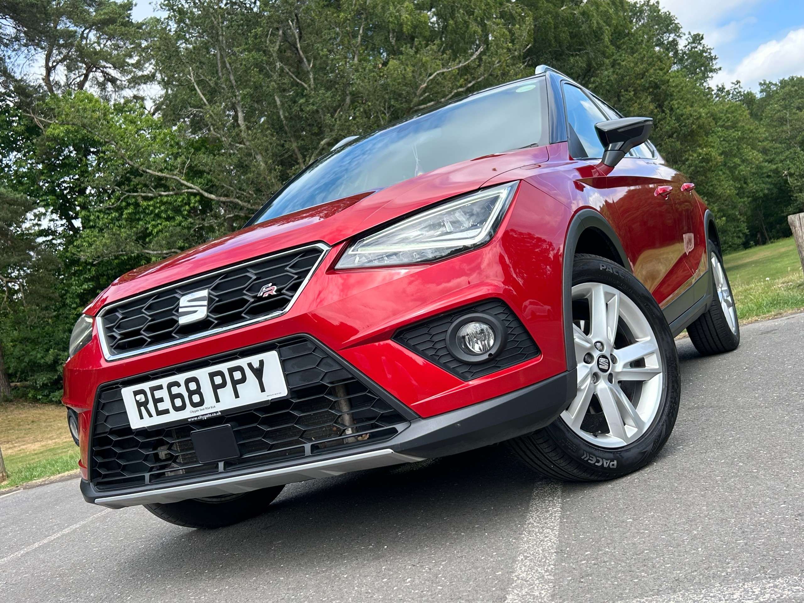 A 2018 SEAT ARONA 1.0 TSI GPF FR SUV 5dr Petrol Manual Euro 6 (s/s) (115 ps) A 2018 SEAT ARONA 1.0 TSI GPF FR SUV 5dr Petrol Manual Euro 6 (s/s) (115 ps)