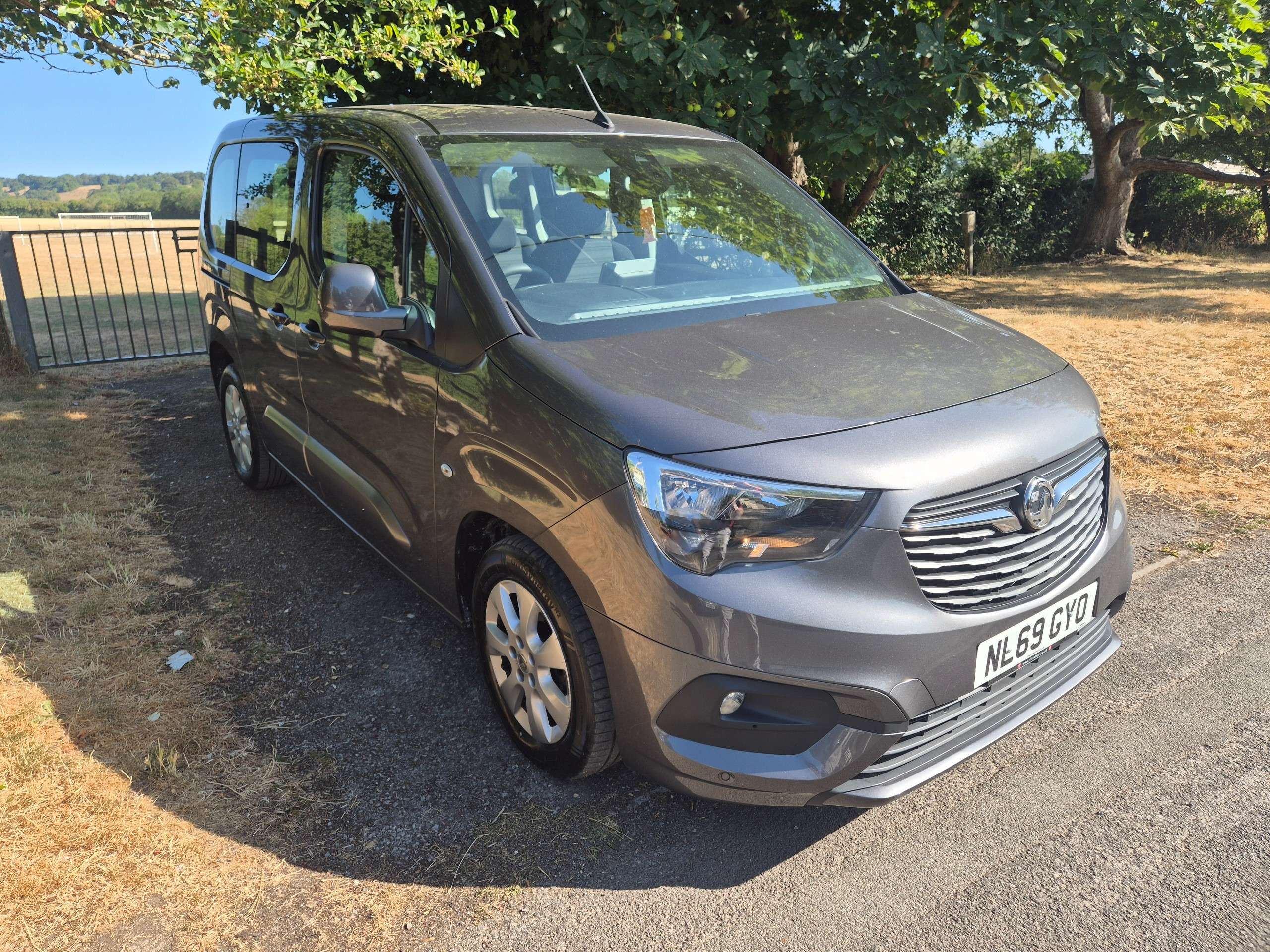 A 2019 VAUXHALL COMBO LIFE 1.2 Turbo GPF Energy MPV 5dr Petrol Manual Euro 6 (s/s) (7 Seat) (110 ps) A 2019 VAUXHALL COMBO LIFE 1.2 Turbo GPF Energy MPV 5dr Petrol Manual Euro 6 (s/s) (7 Seat) (110 ps)