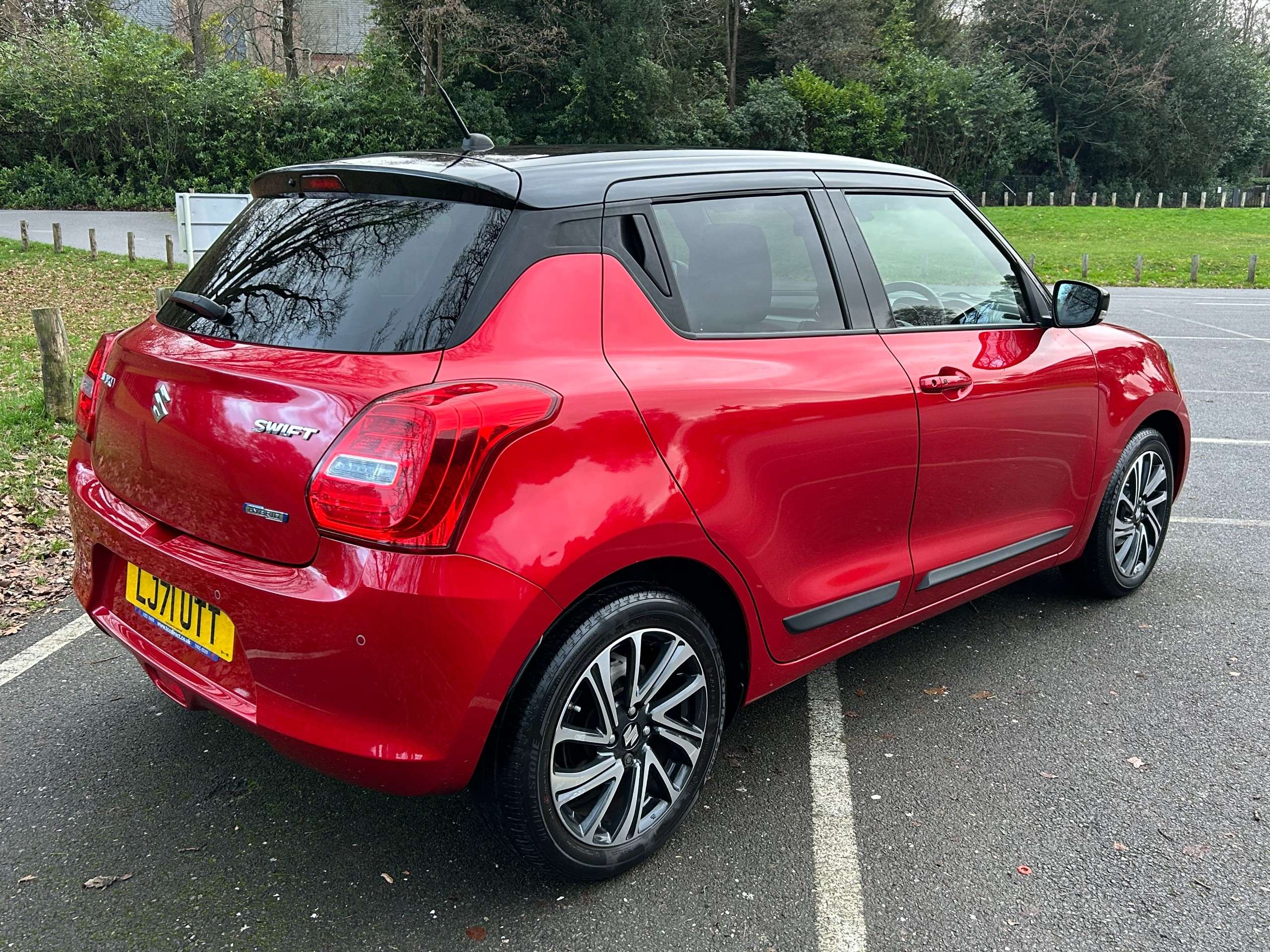 2021 SUZUKI SWIFT 2021 SUZUKI SWIFT