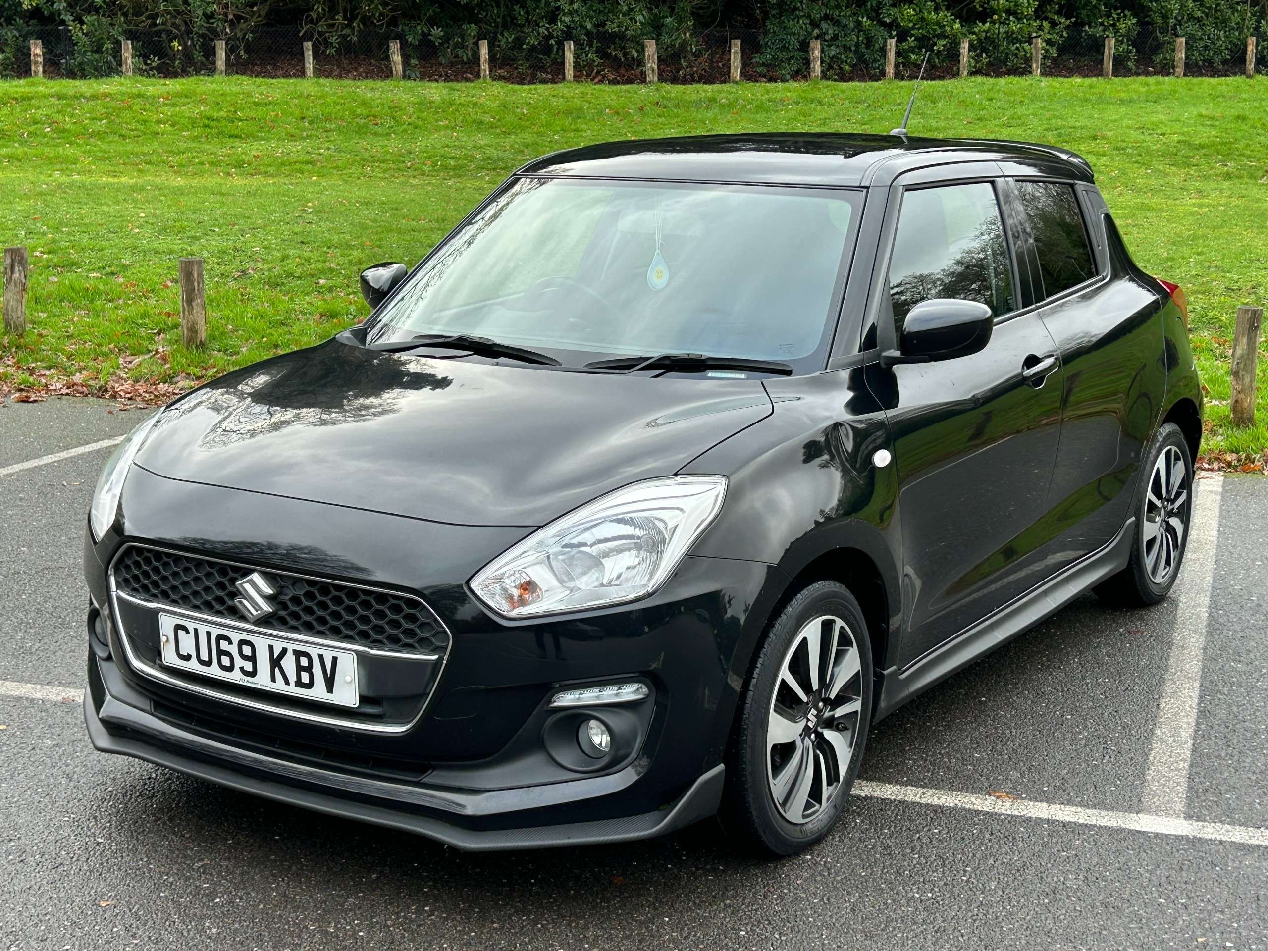 2019 SUZUKI SWIFT 2019 SUZUKI SWIFT